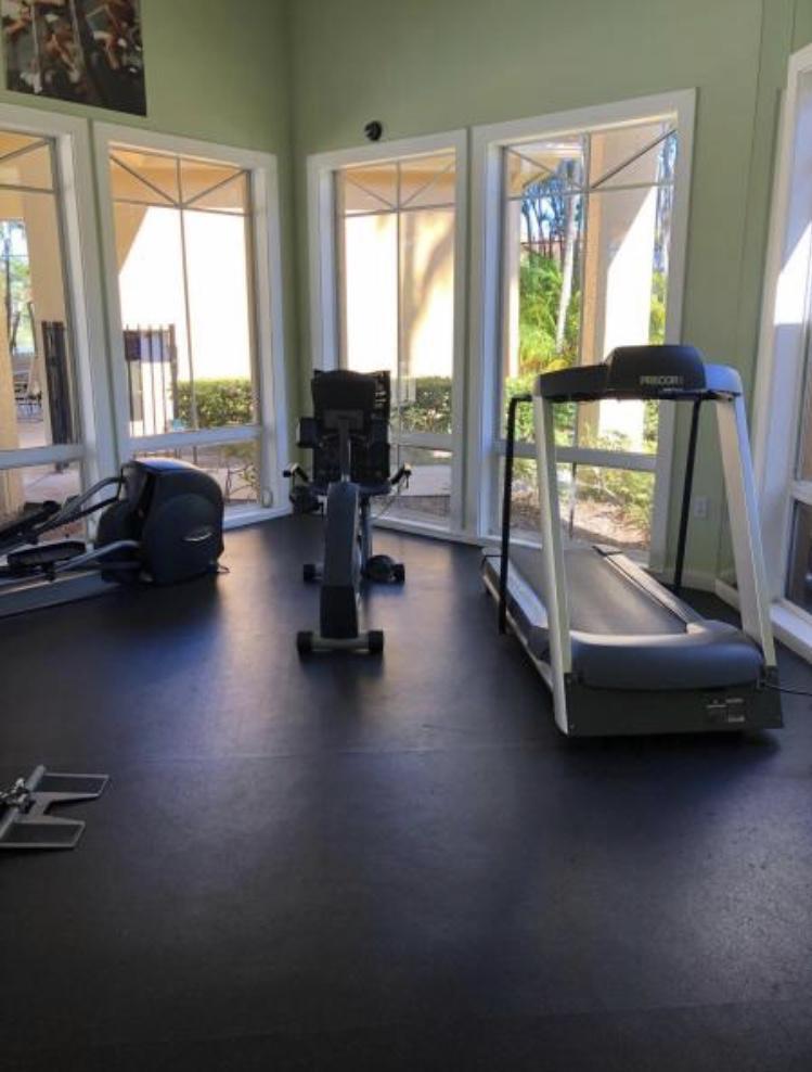PALM LAKE CONDO - Residential Lease