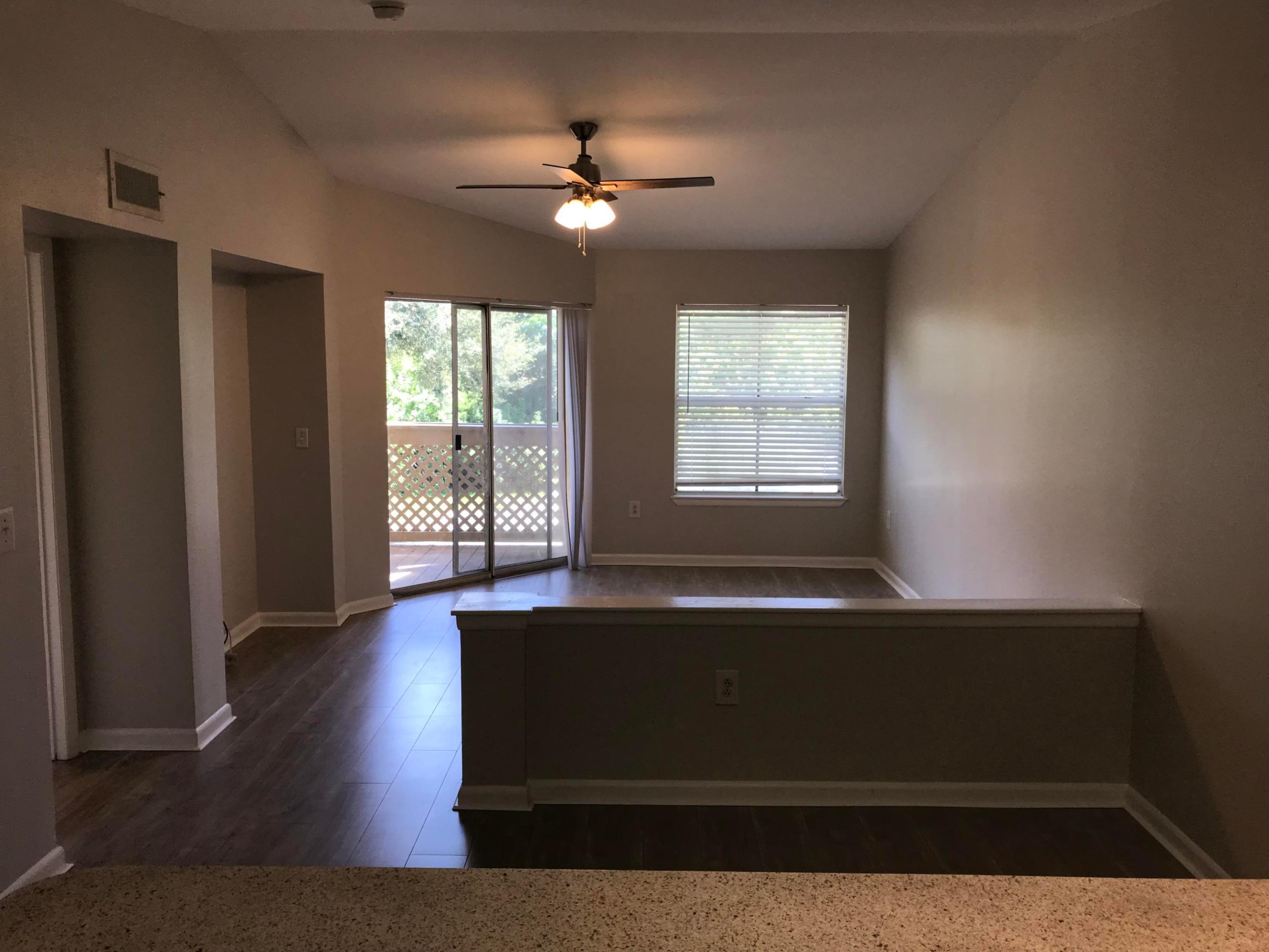 PALM LAKE CONDO - Residential Lease