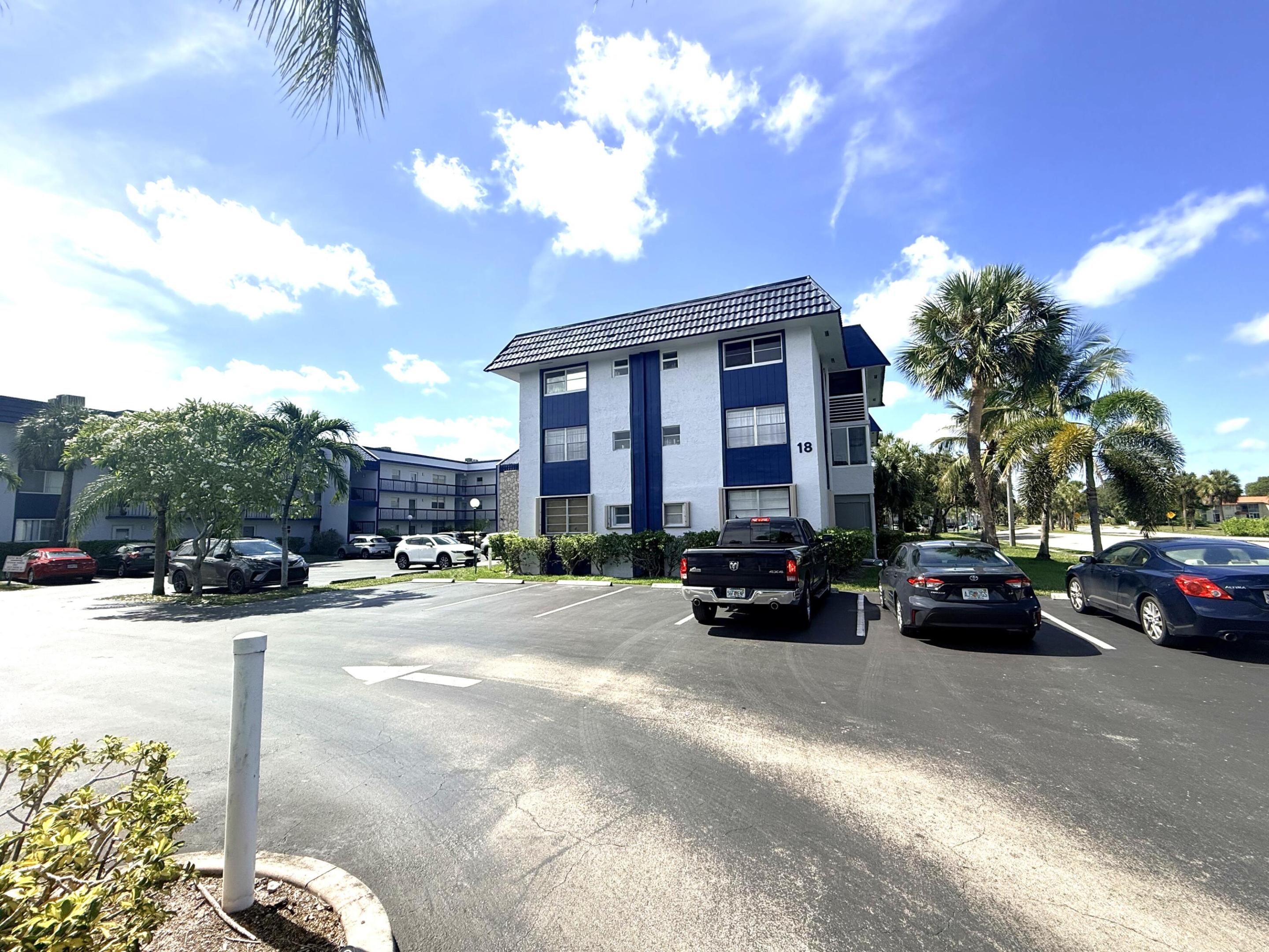HOLIDAY SPRINGS VILLAGE 3 CONDO - Residential
