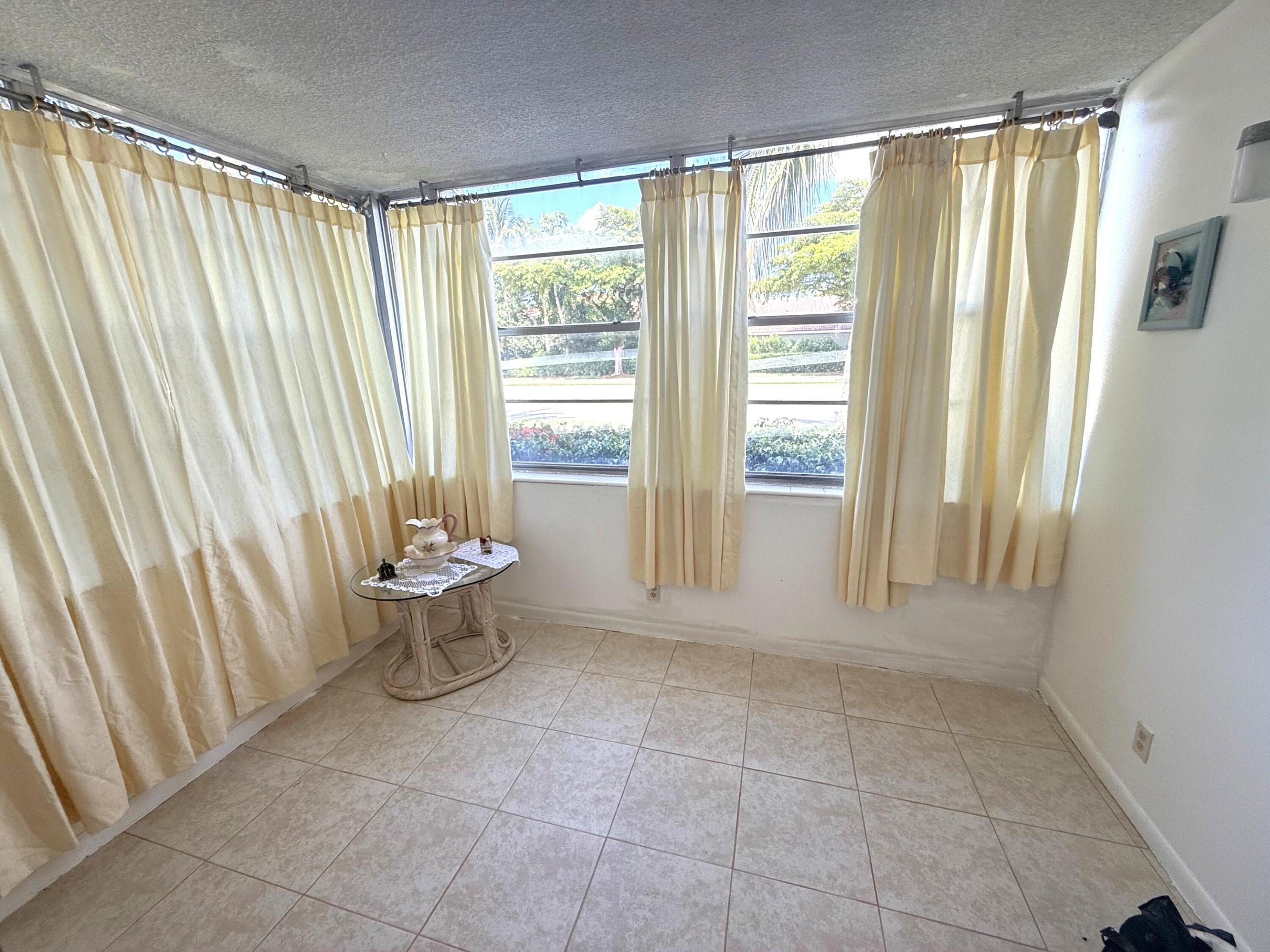 HOLIDAY SPRINGS VILLAGE 3 CONDO - Residential