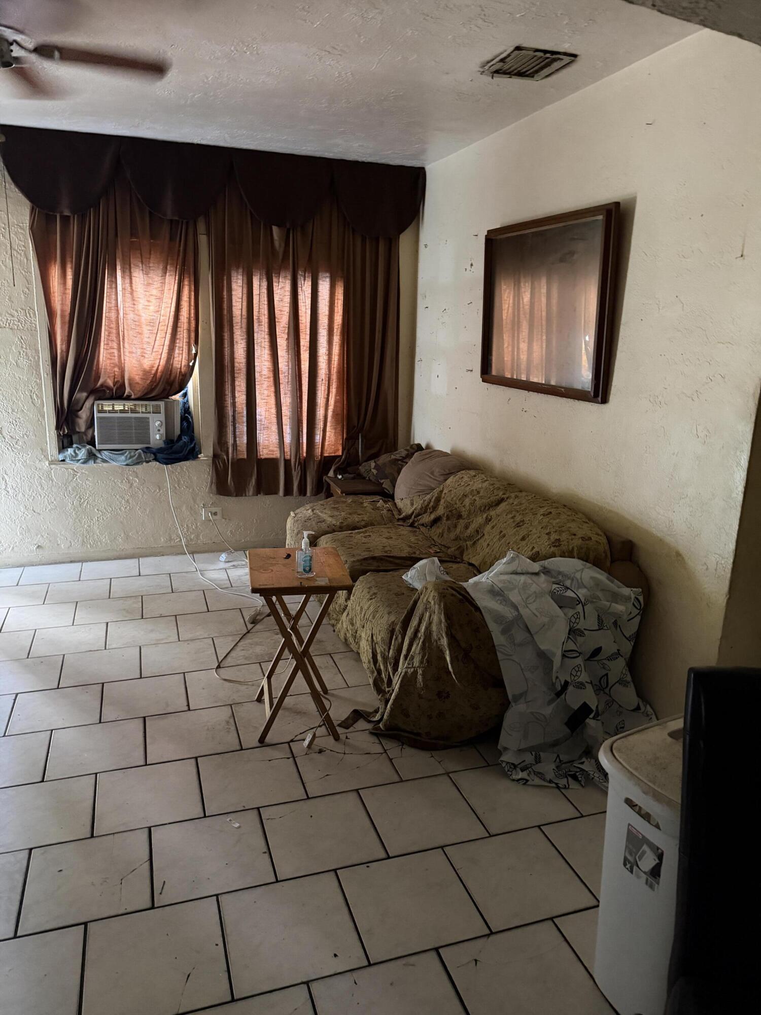 PALM PARK AMD - Residential