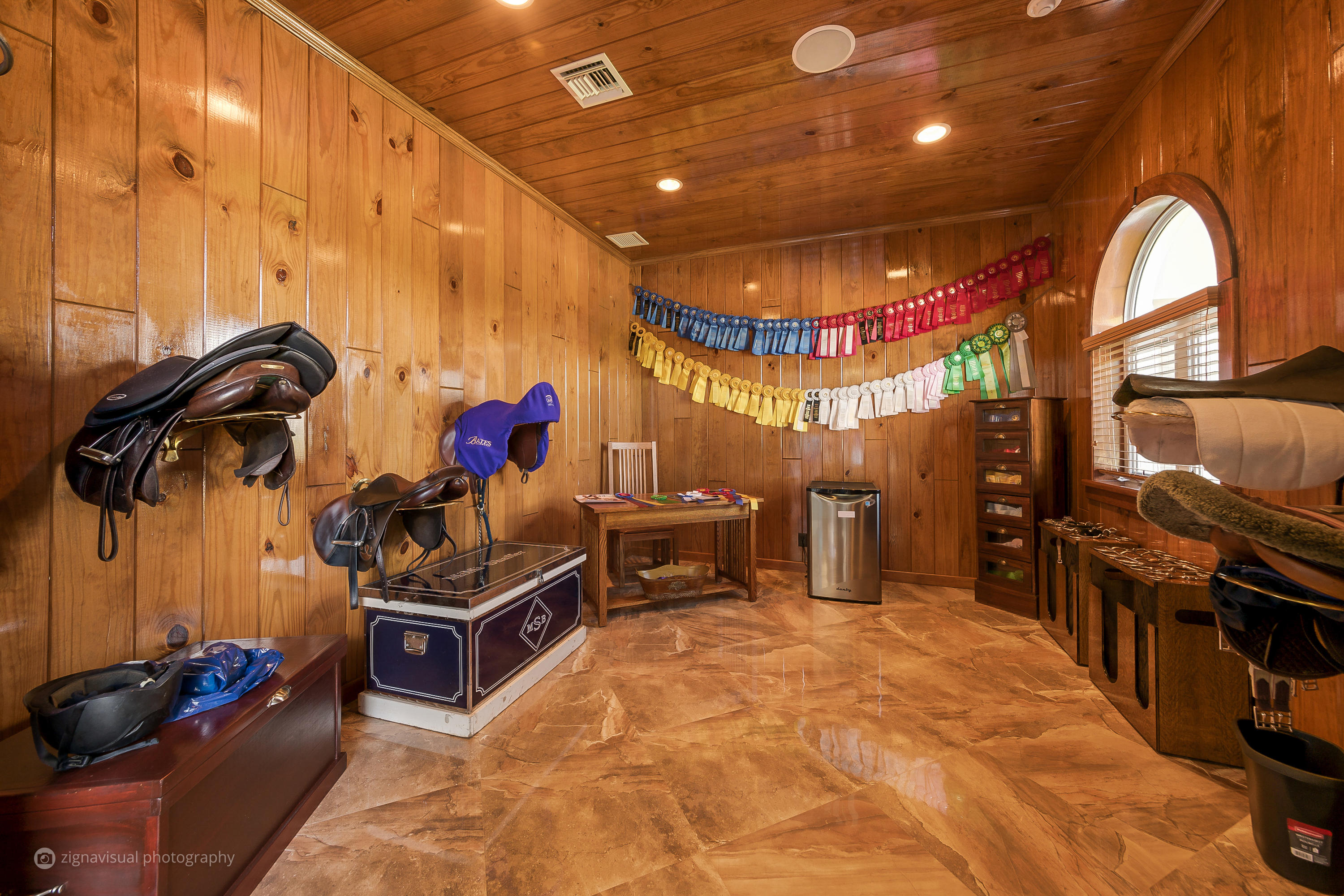FARMS AT EQUESTRIAN CLUB - Residential