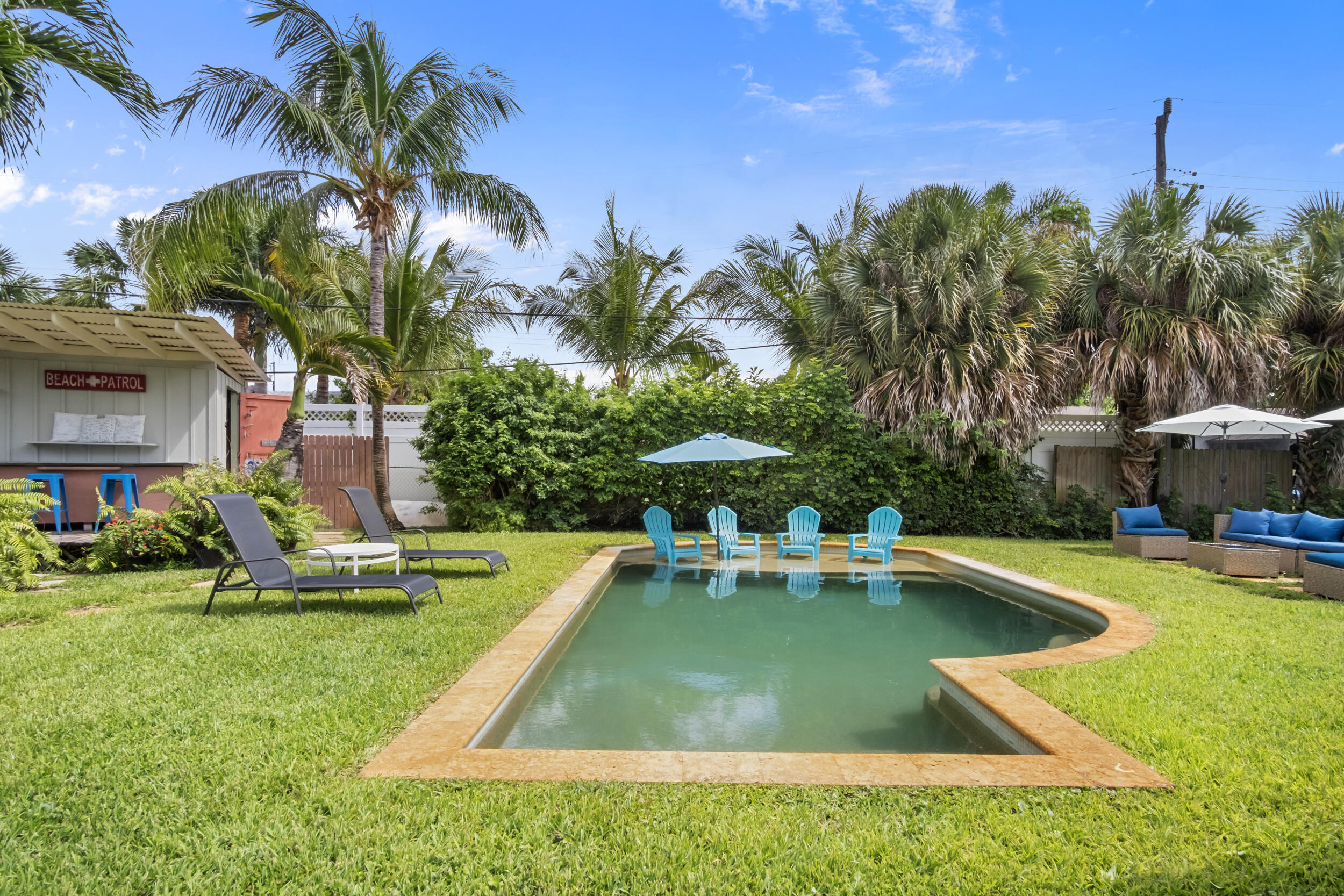 NORTHRIDGE - Residential Lease