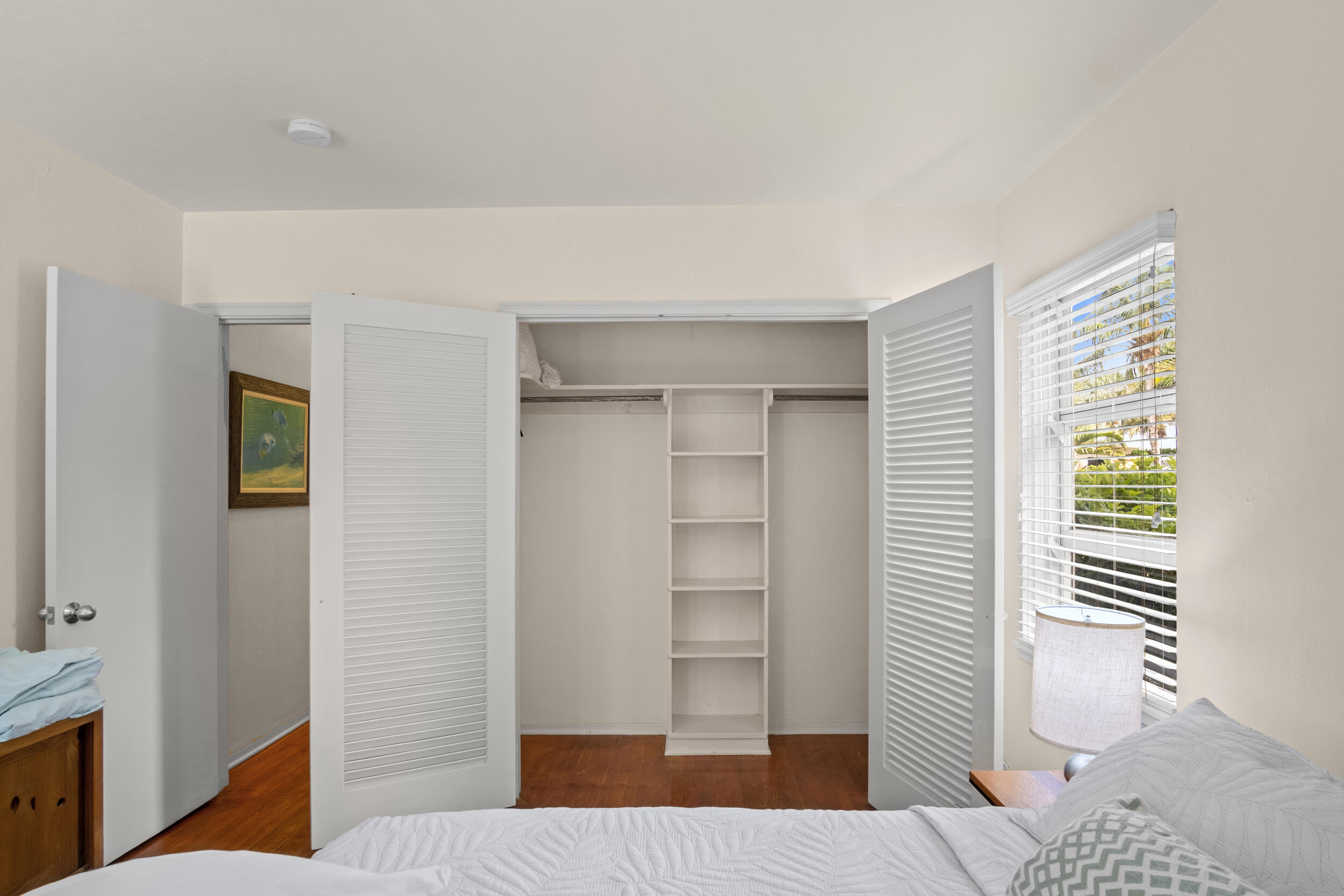 NORTHRIDGE - Residential Lease