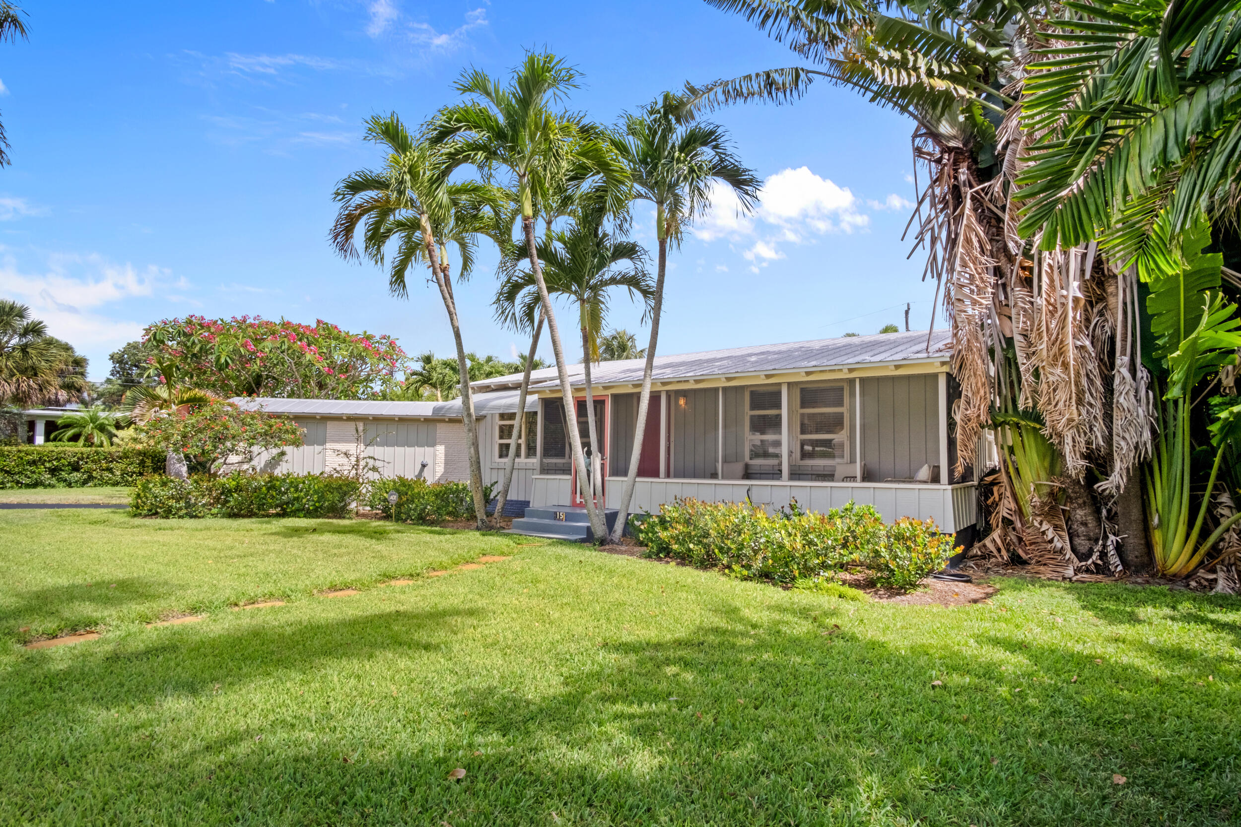 NORTHRIDGE - Residential Lease