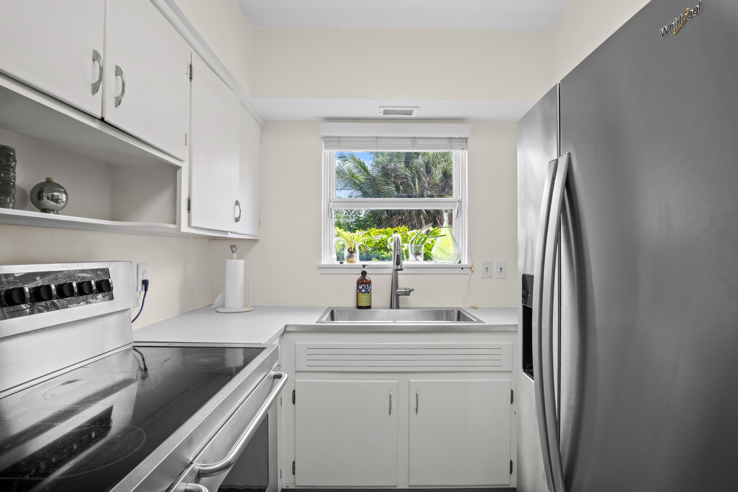 NORTHRIDGE - Residential Lease