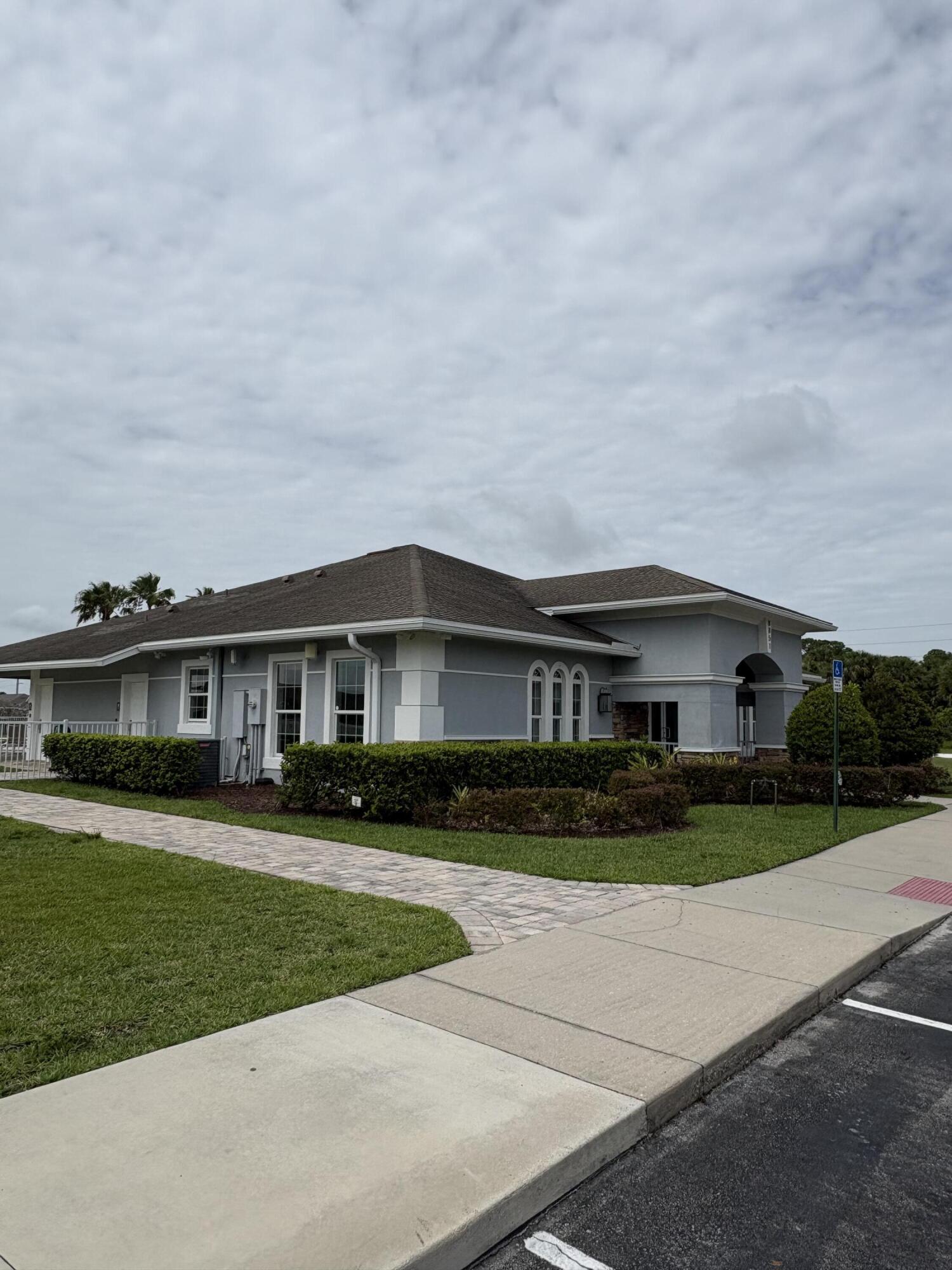 WATERSTONE PHASE FIVE - Residential Lease