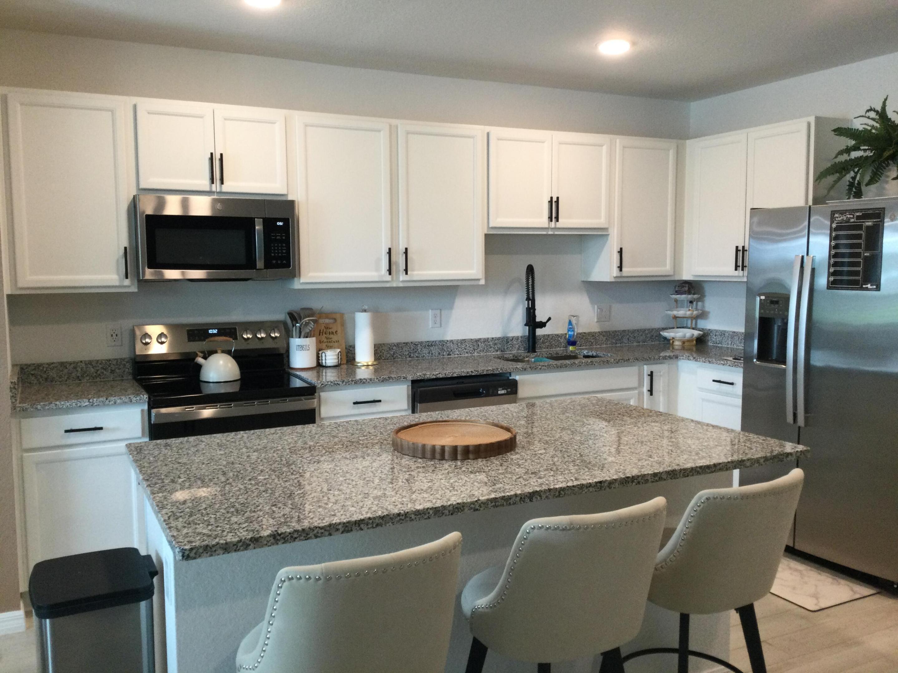 WATERSTONE PHASE FIVE - Residential Lease