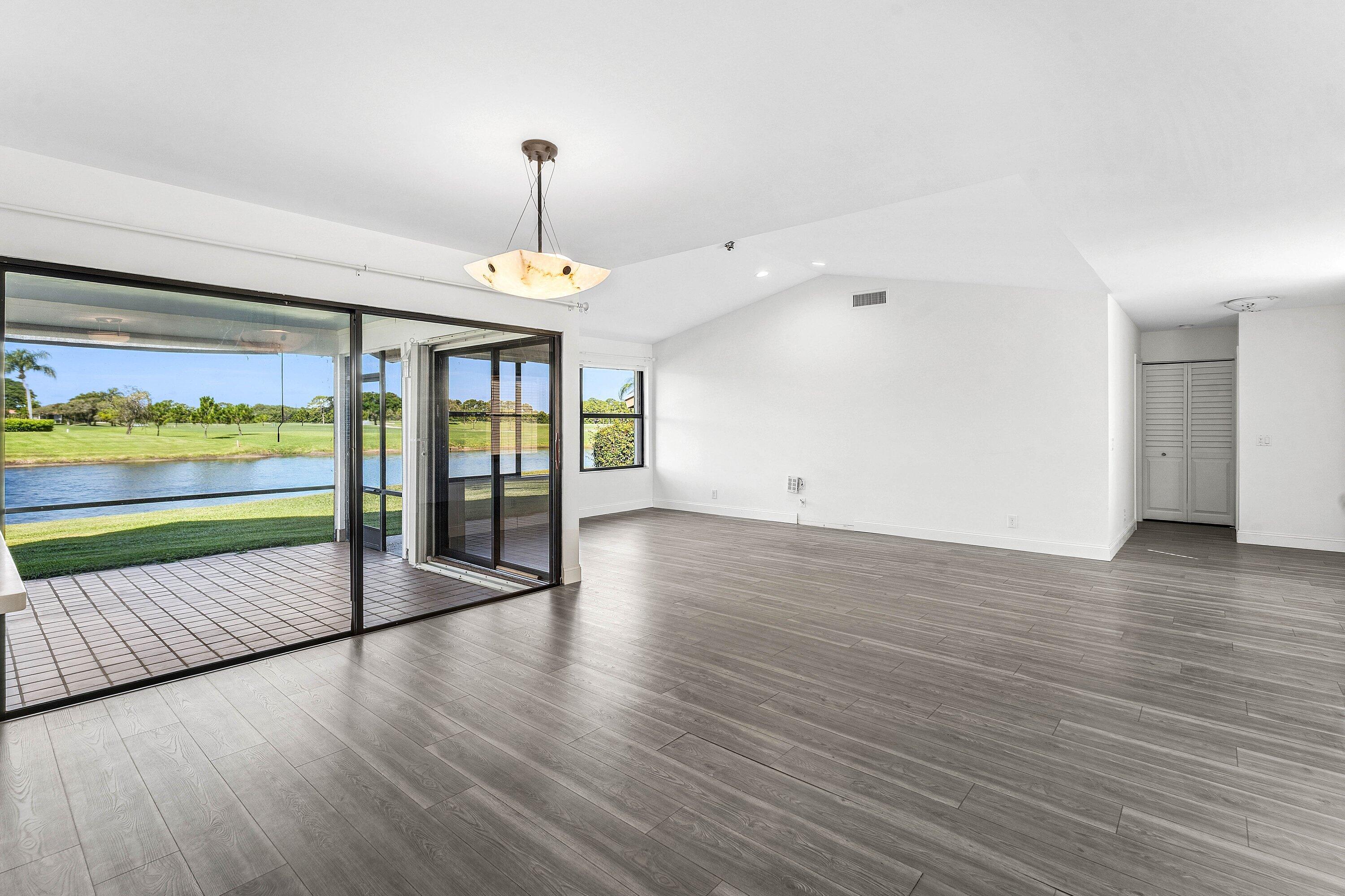 EASTPOINTE - Residential