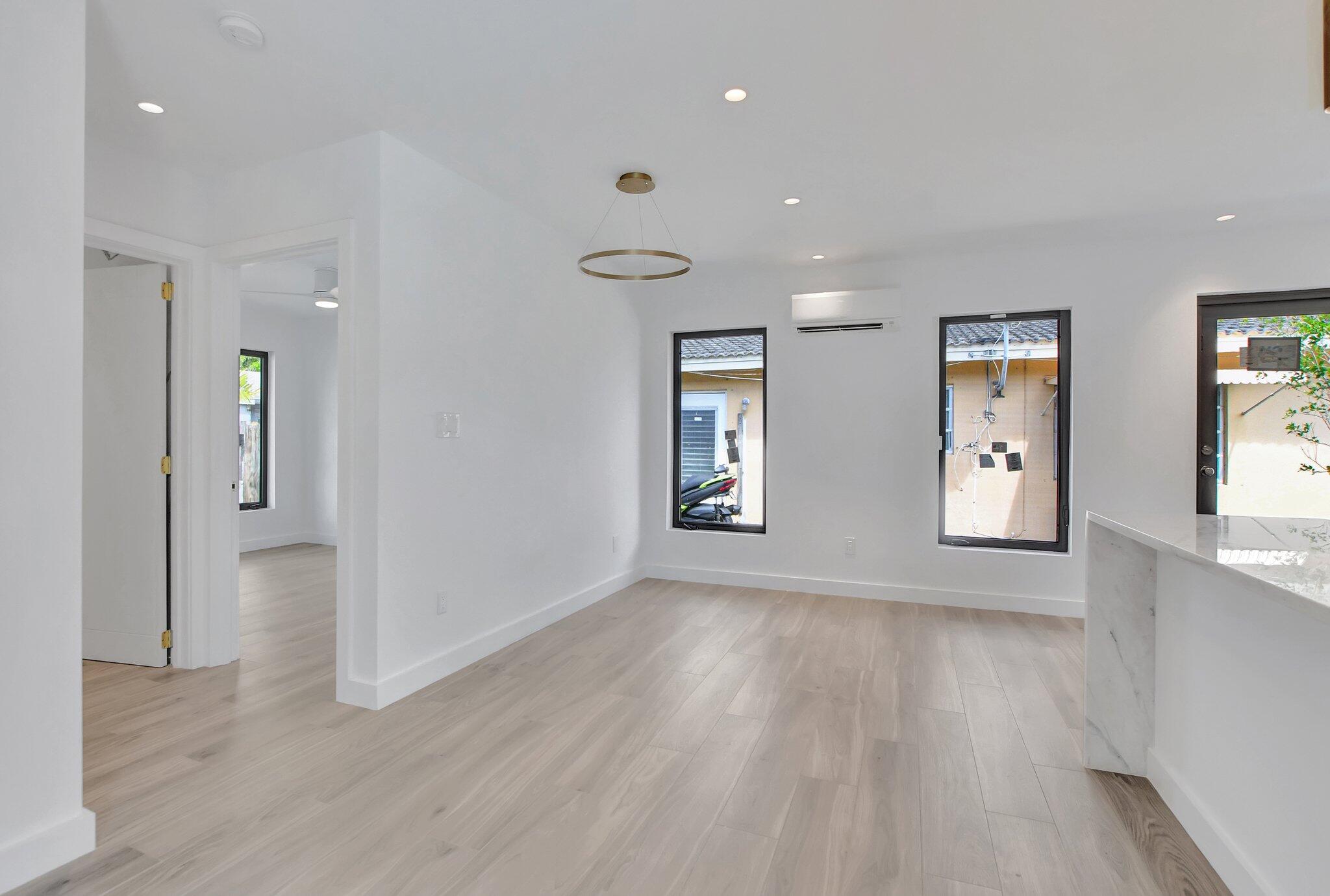 THE COVE - Residential Lease