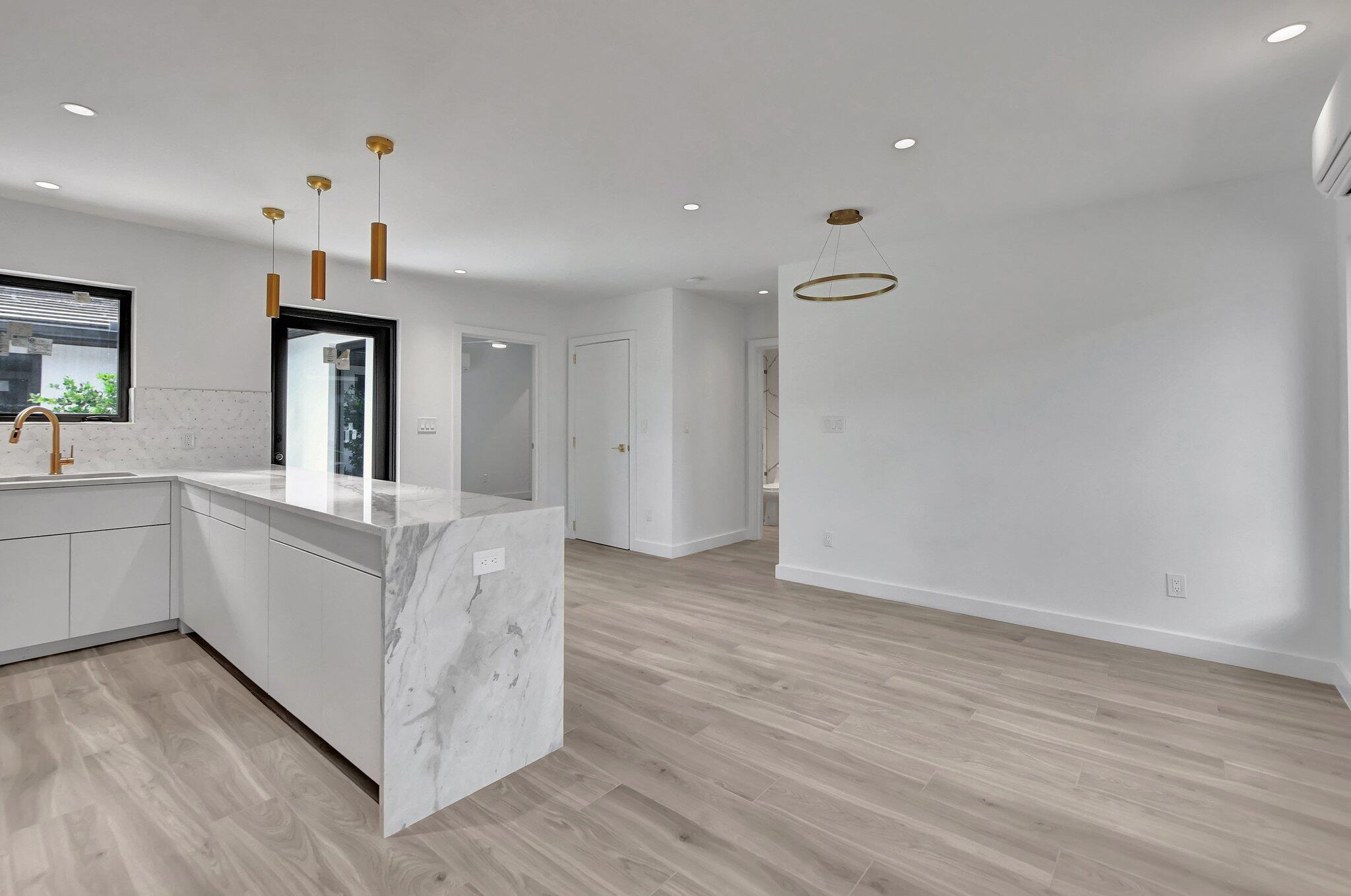 THE COVE - Residential Lease