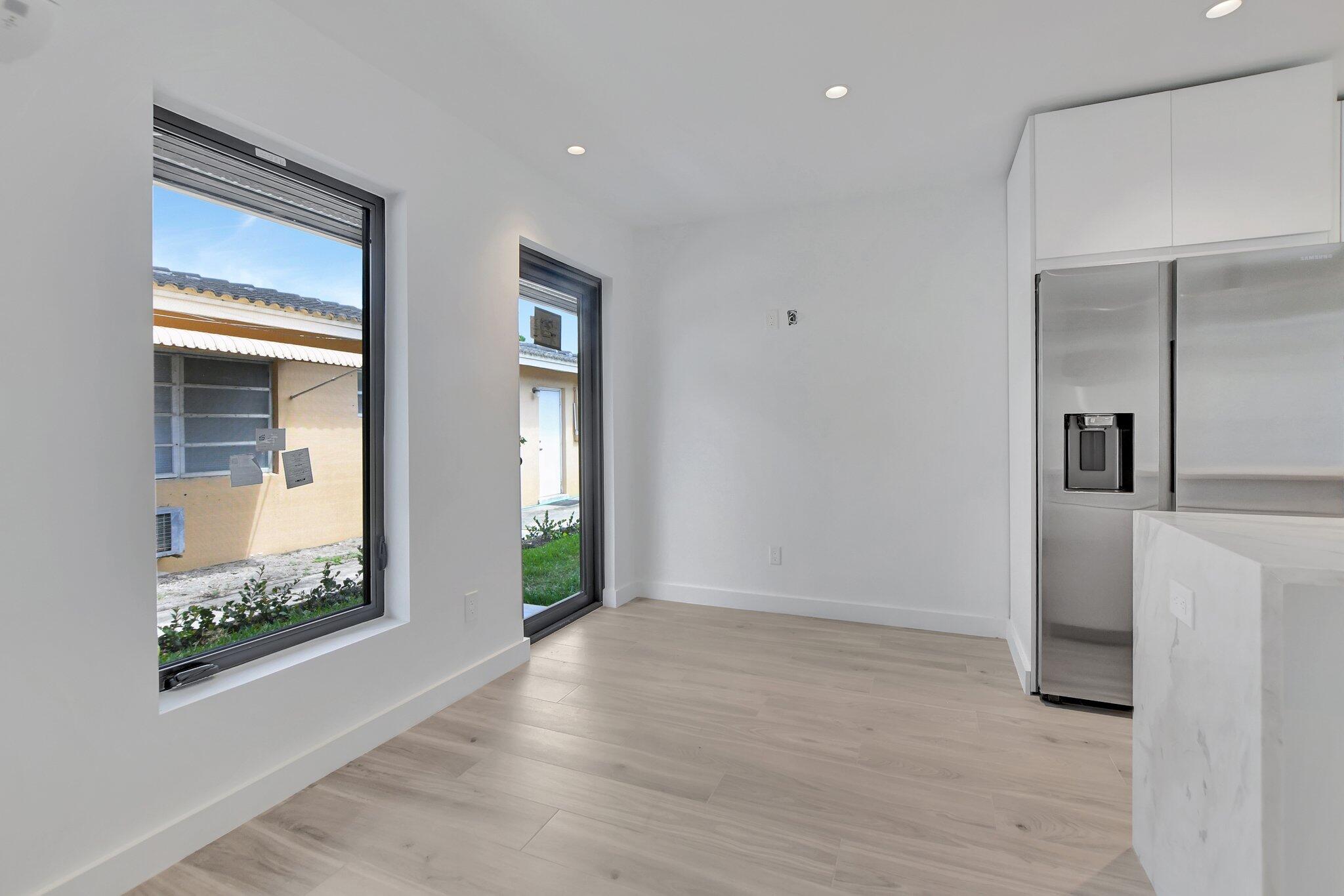 THE COVE - Residential Lease
