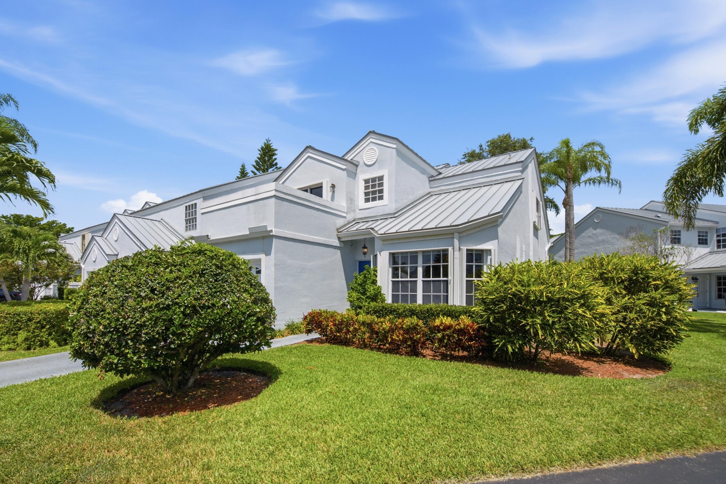 GREENS AT BOCA GOLF AND TENNIS CLUB - Residential