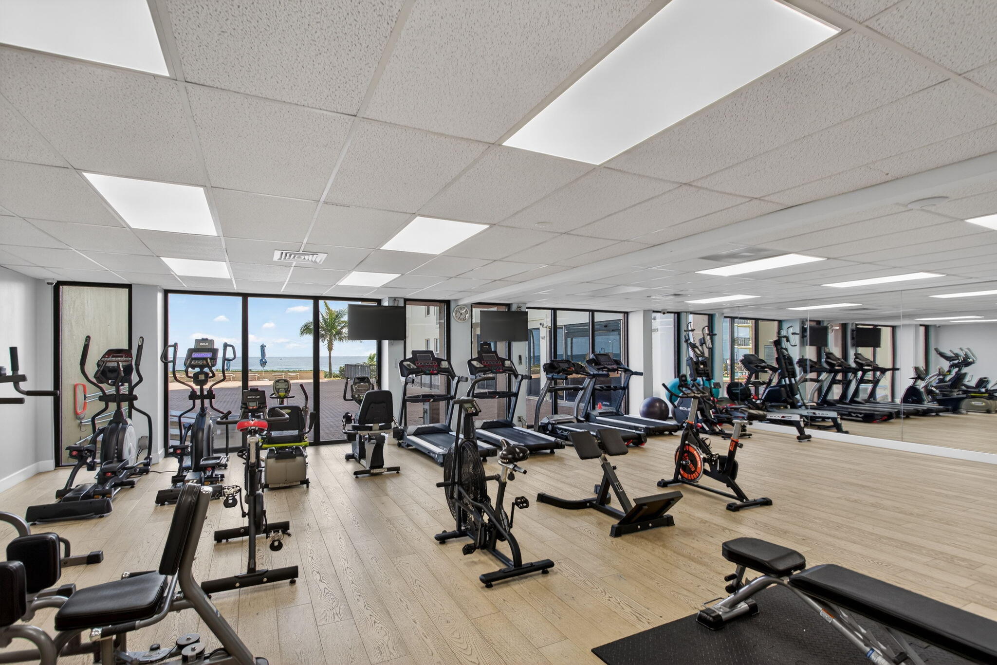 OPAL TOWERS CONDO - Residential