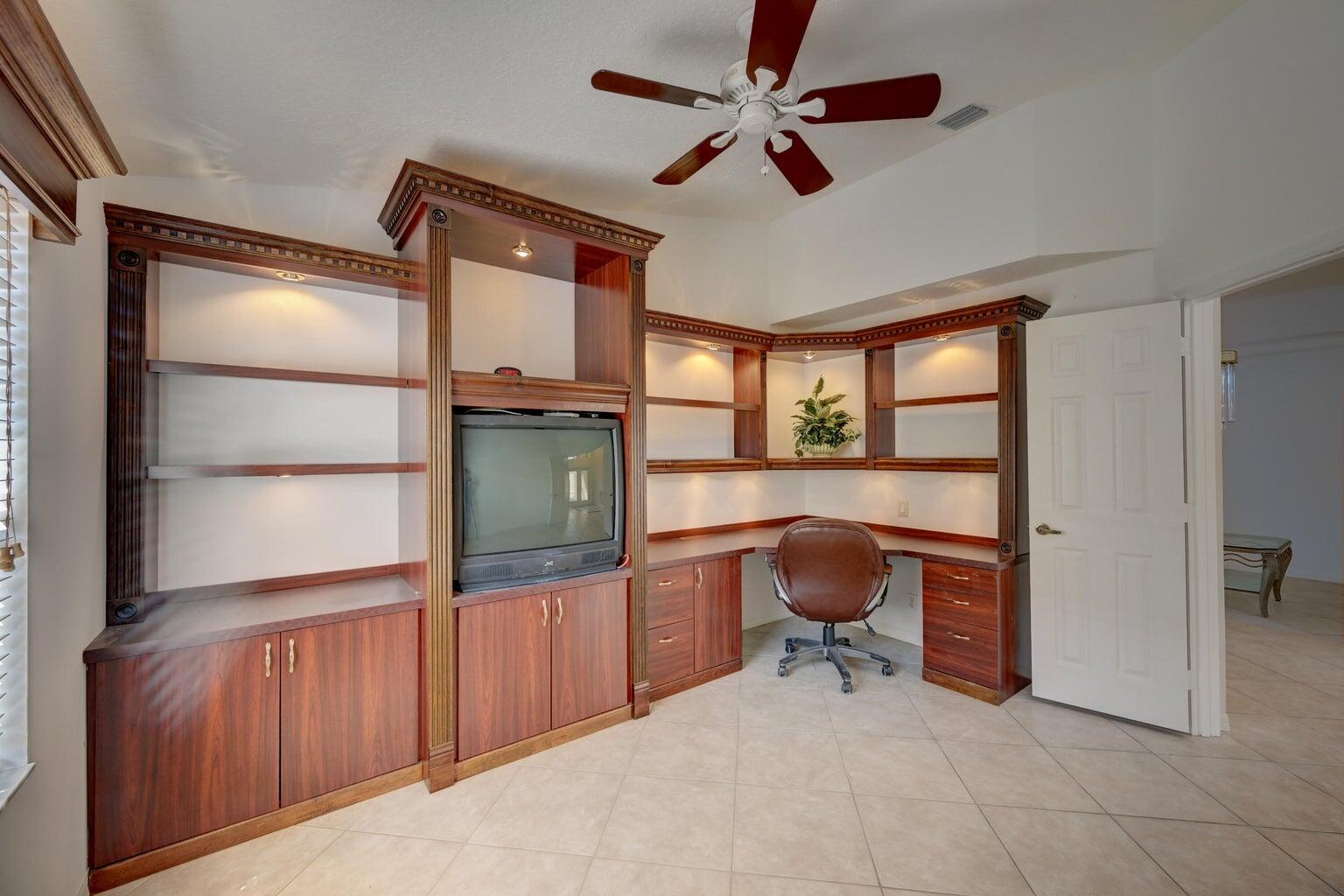 HUNTINGTON WALK POD H - Residential