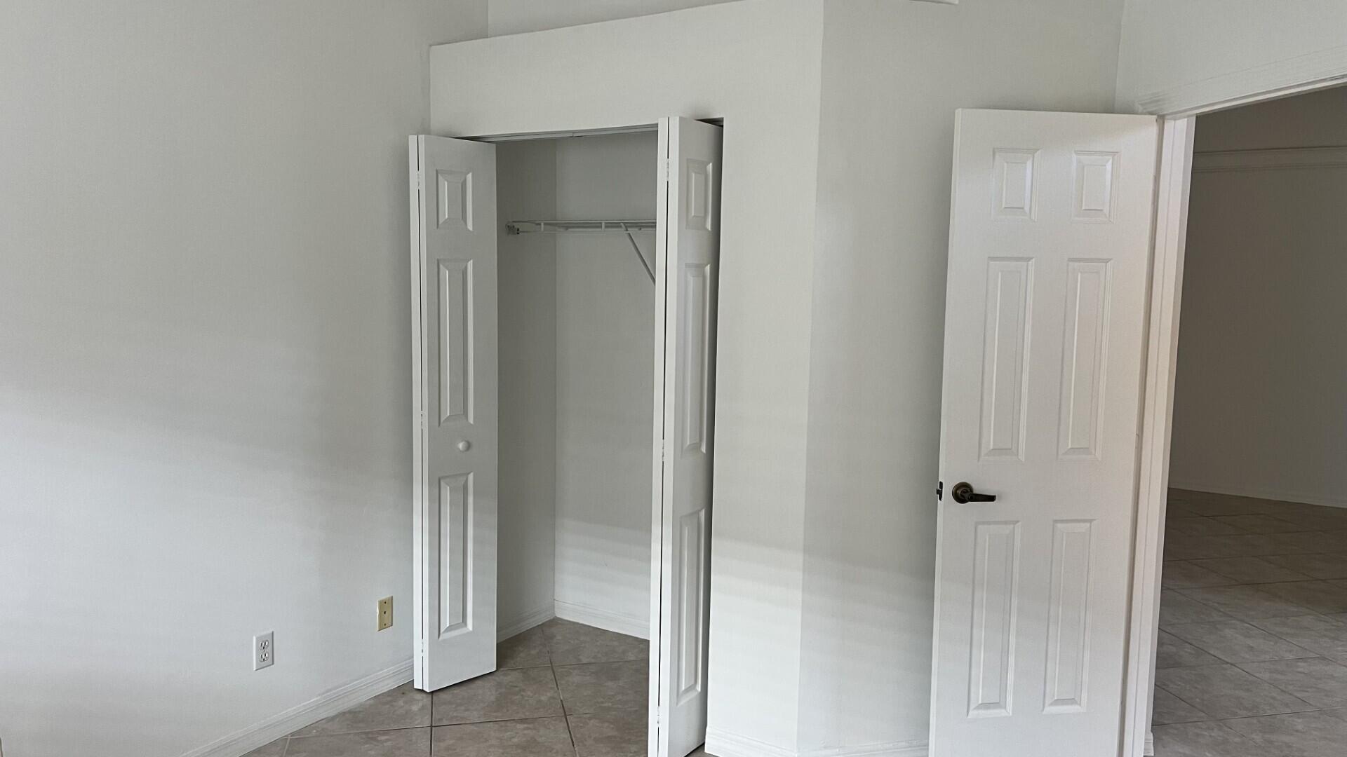 HUNTINGTON WALK POD H - Residential