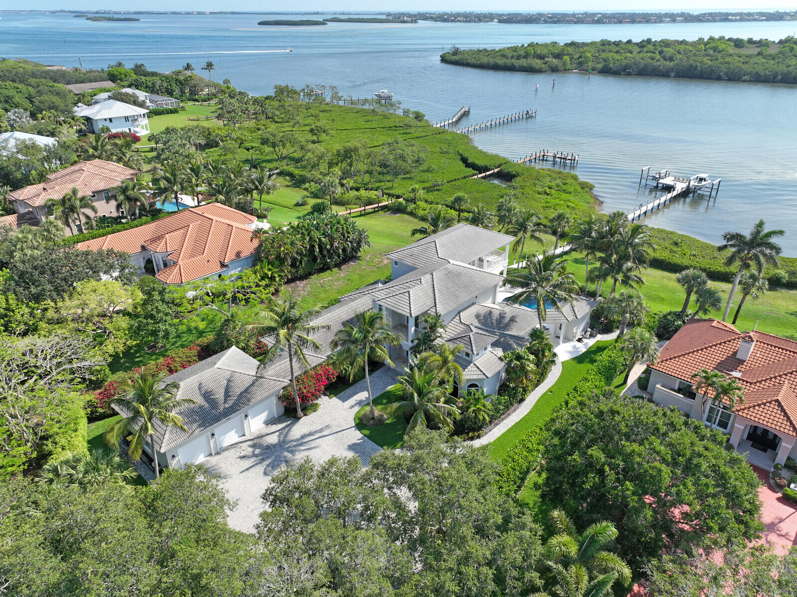 THE REEF (AKA COLONY OF ROCKY POINT) - Residential
