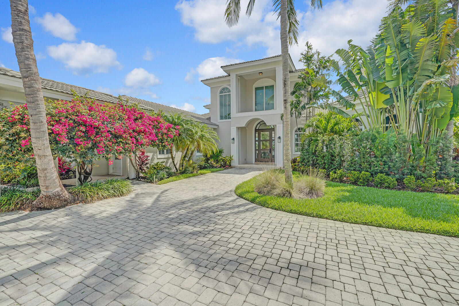 THE REEF (AKA COLONY OF ROCKY POINT) - Residential