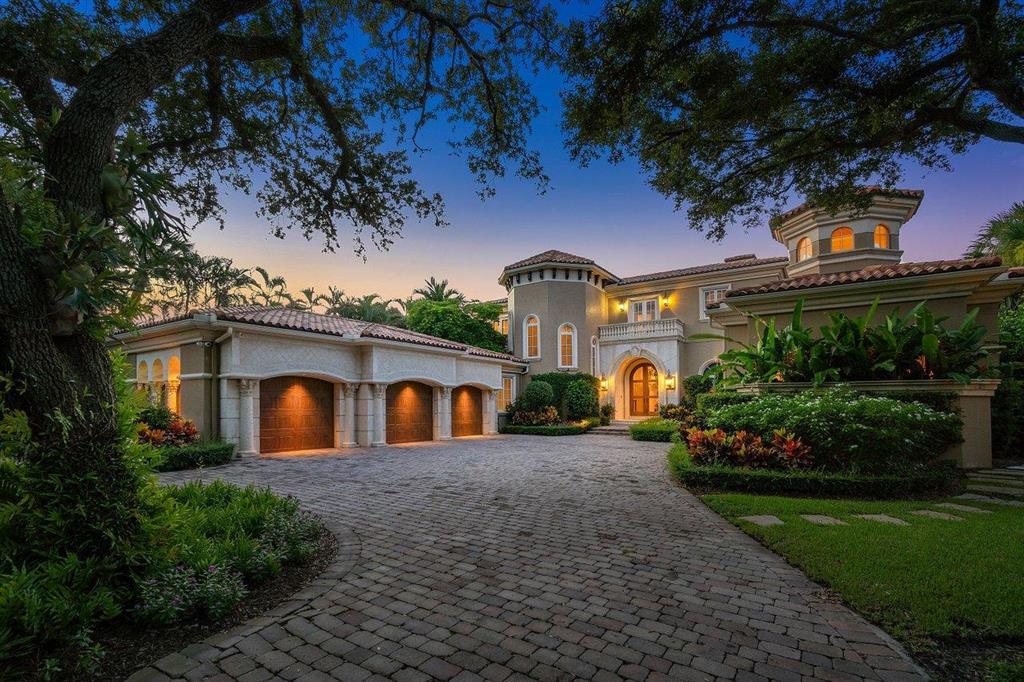 SANCTUARY BAY - Residential