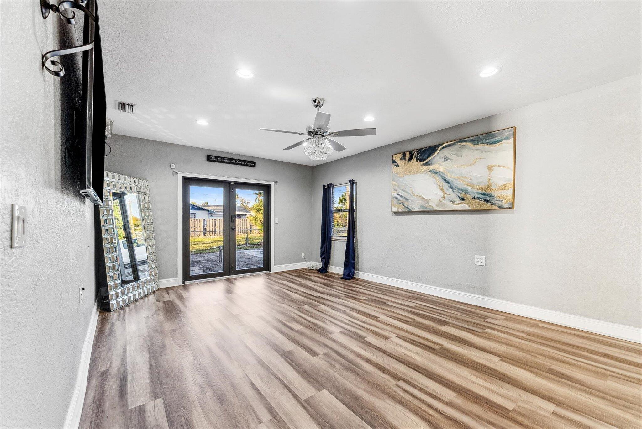 KELSEY CITY - Residential