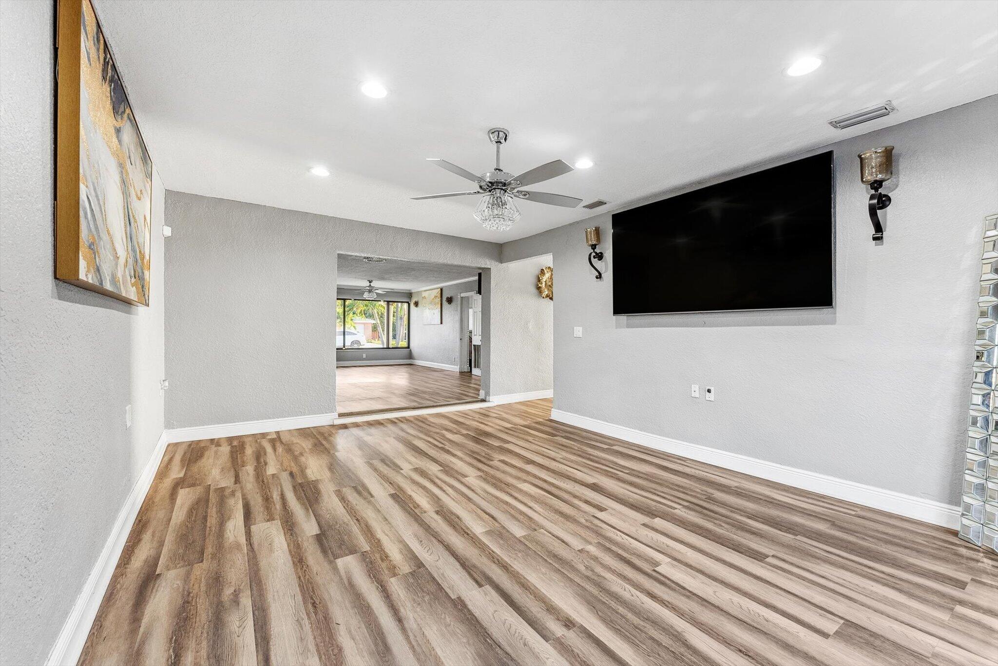 KELSEY CITY - Residential