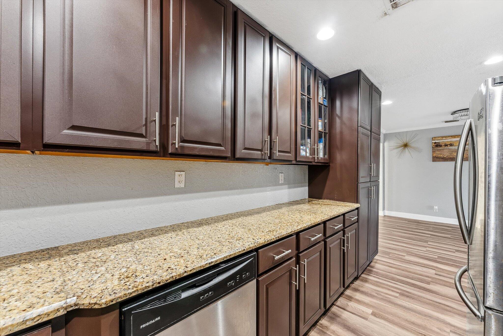 KELSEY CITY - Residential
