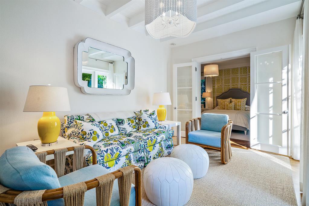 REVERIE IN - Residential