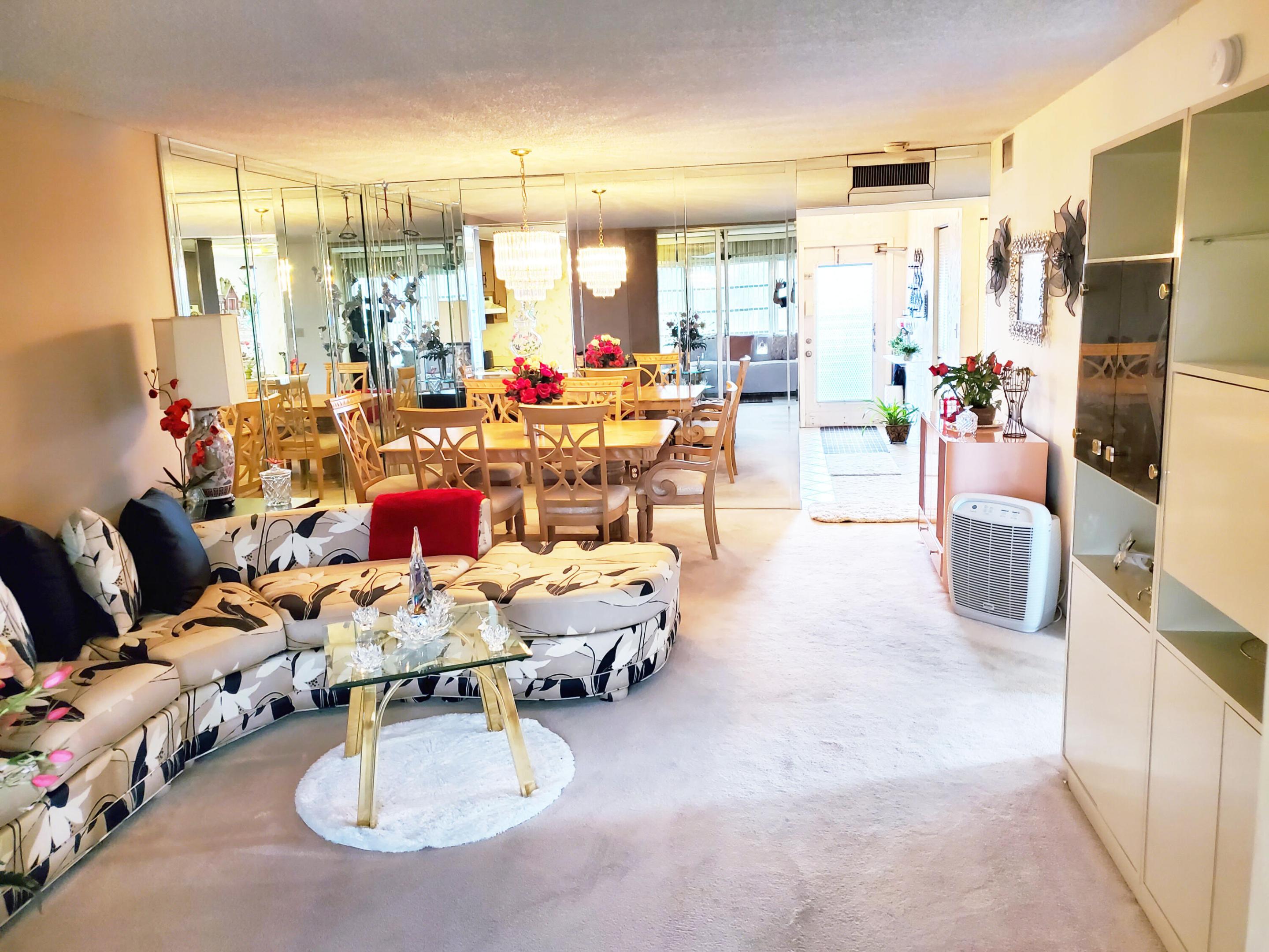 11 OF PALM SPRINGS 2 CONDO - Residential