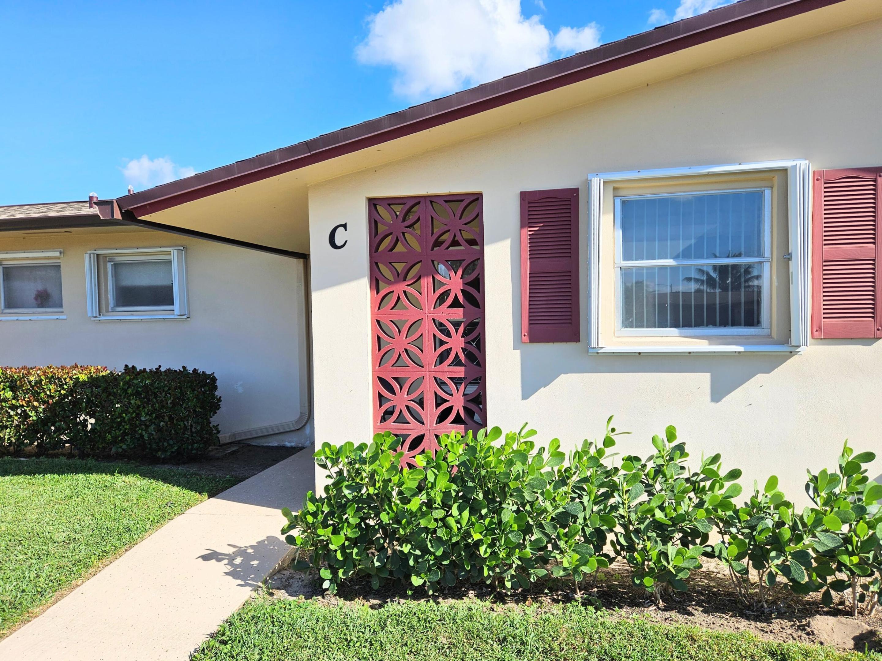 Garden view well maintained furnished 1/1 villa in the 55+ adult community of Crosley.  Ready to make your own place. Updated electrical panel. Tiled throughout. Storage closet in Florida room. Crosley community offers wide sidewalks, heated pool, fitness room, clubhouse with auditorium, library, shuffleboard and bocce court. Community located close to shopping, restaurants, 15 mins from Palm Beach International airport and 20 mins from the beaches. Come enjoy South Florida life.