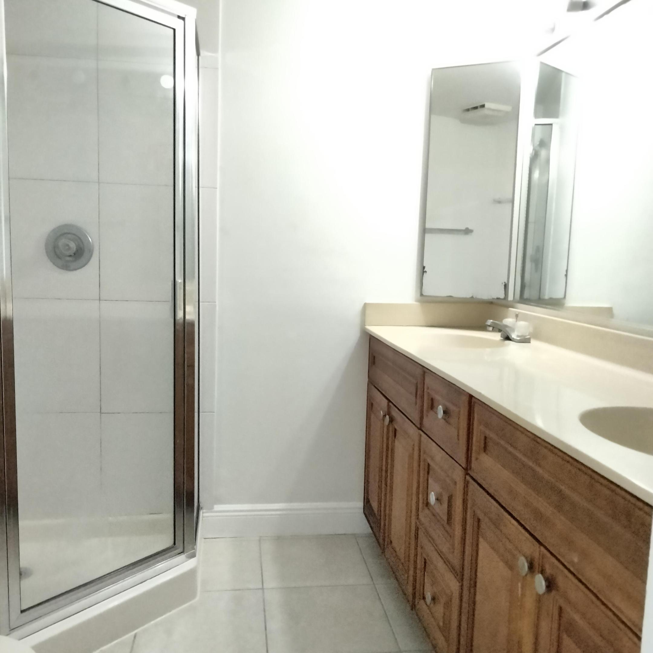 WATERSIDE LUXURY TOWNHOMES CONDO - Residential
