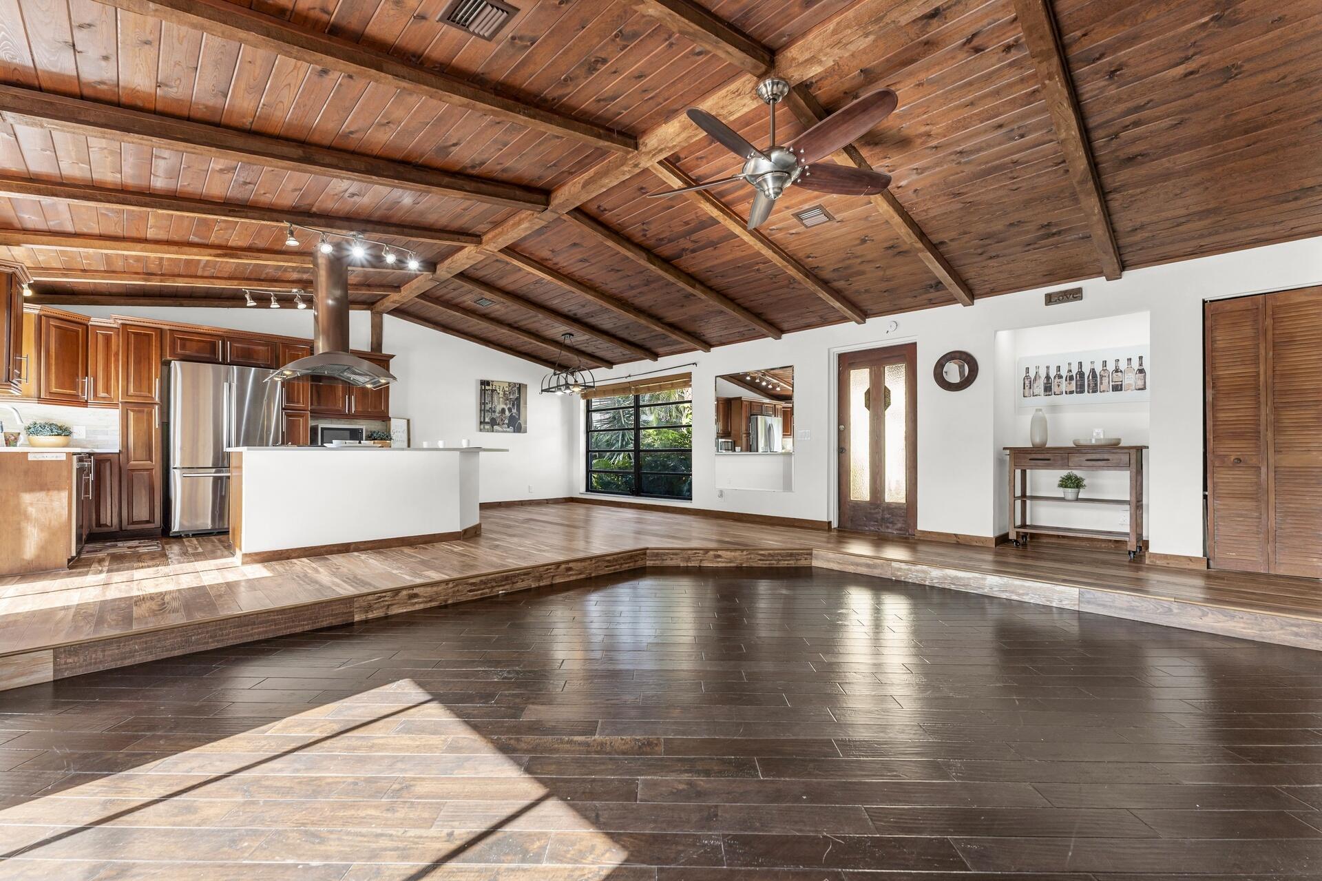 WEST DEERFIELD BEACH - Residential