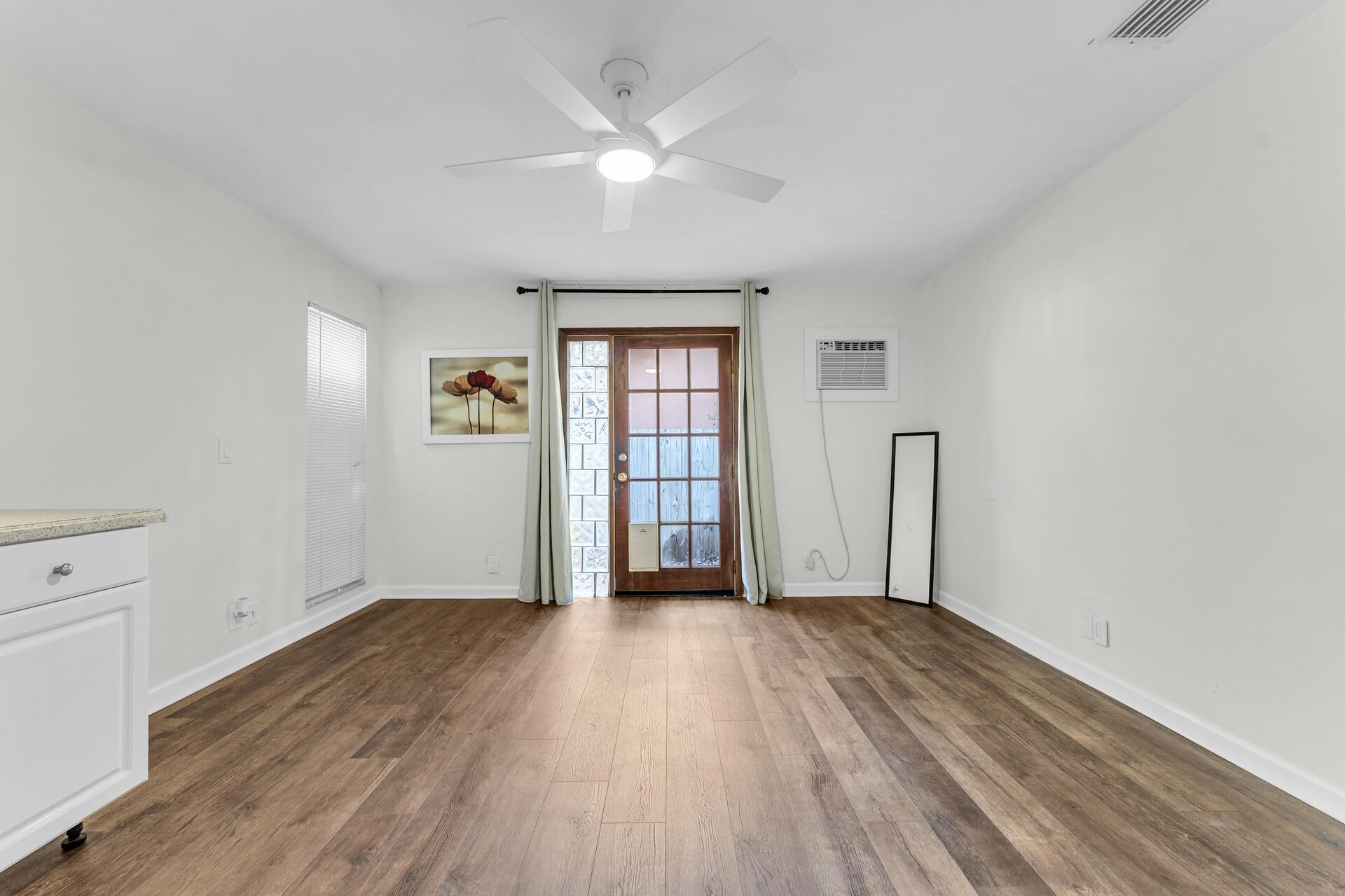 WEST DEERFIELD BEACH - Residential