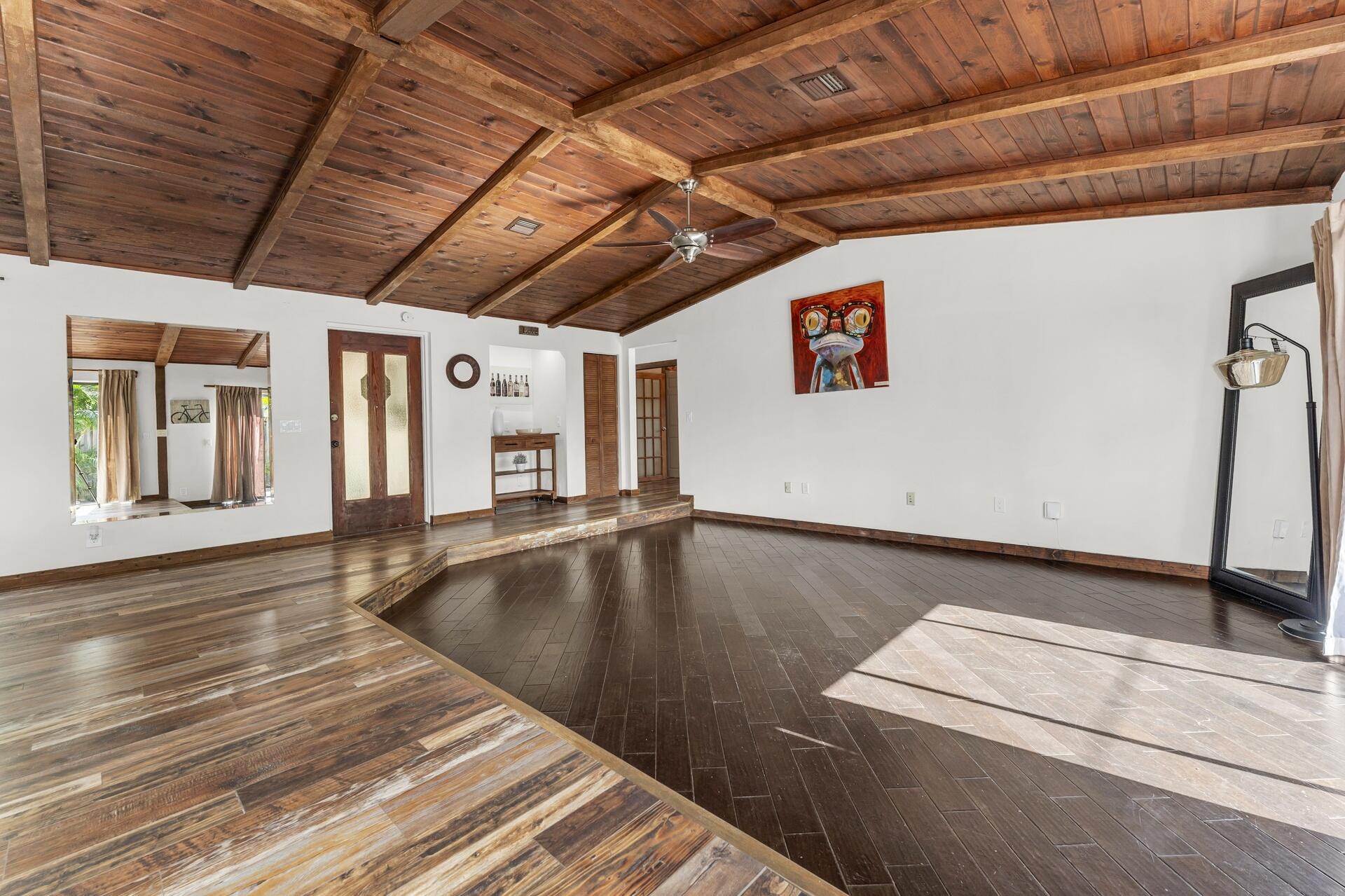 WEST DEERFIELD BEACH - Residential
