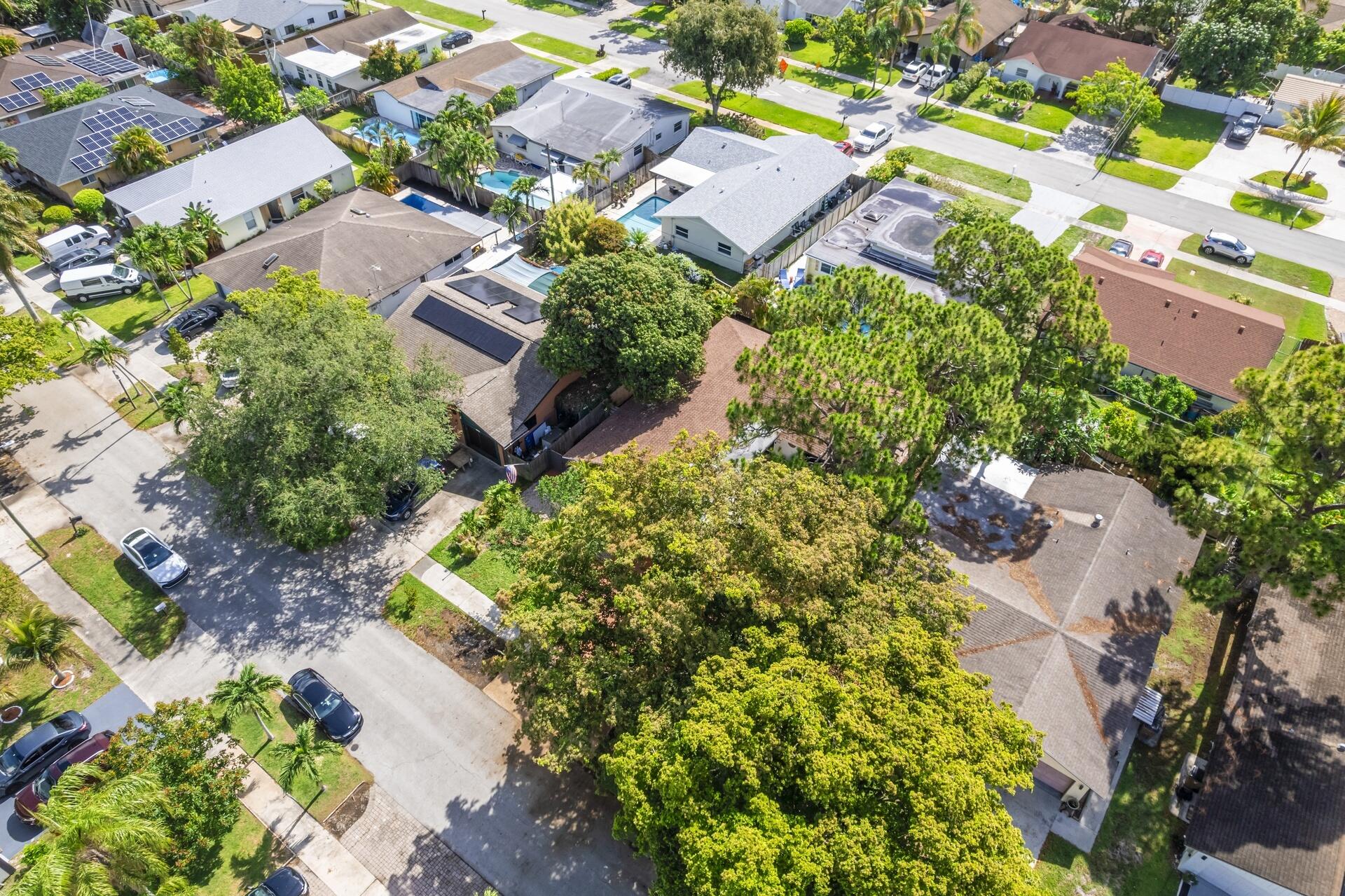 WEST DEERFIELD BEACH - Residential