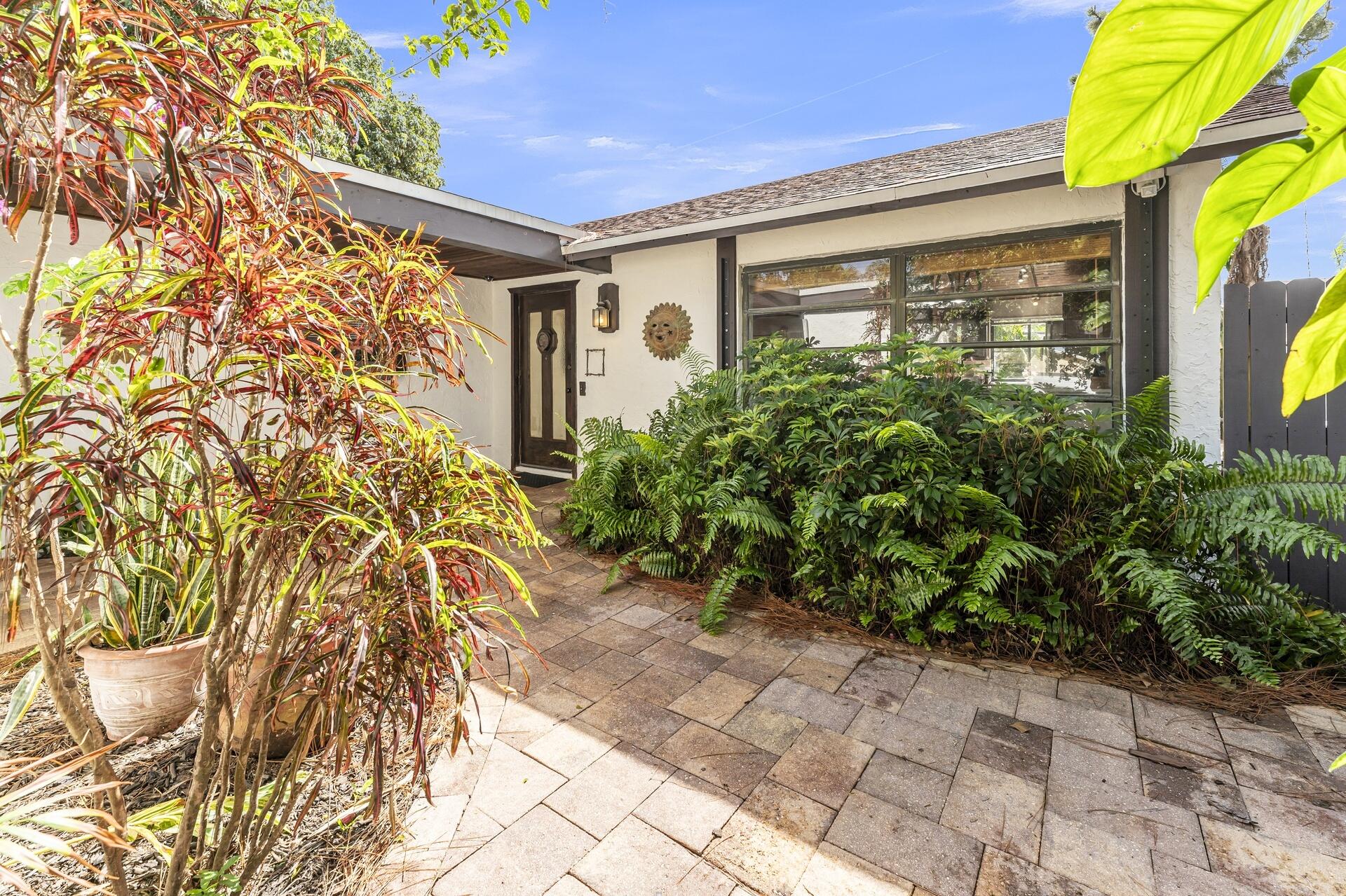 WEST DEERFIELD BEACH - Residential