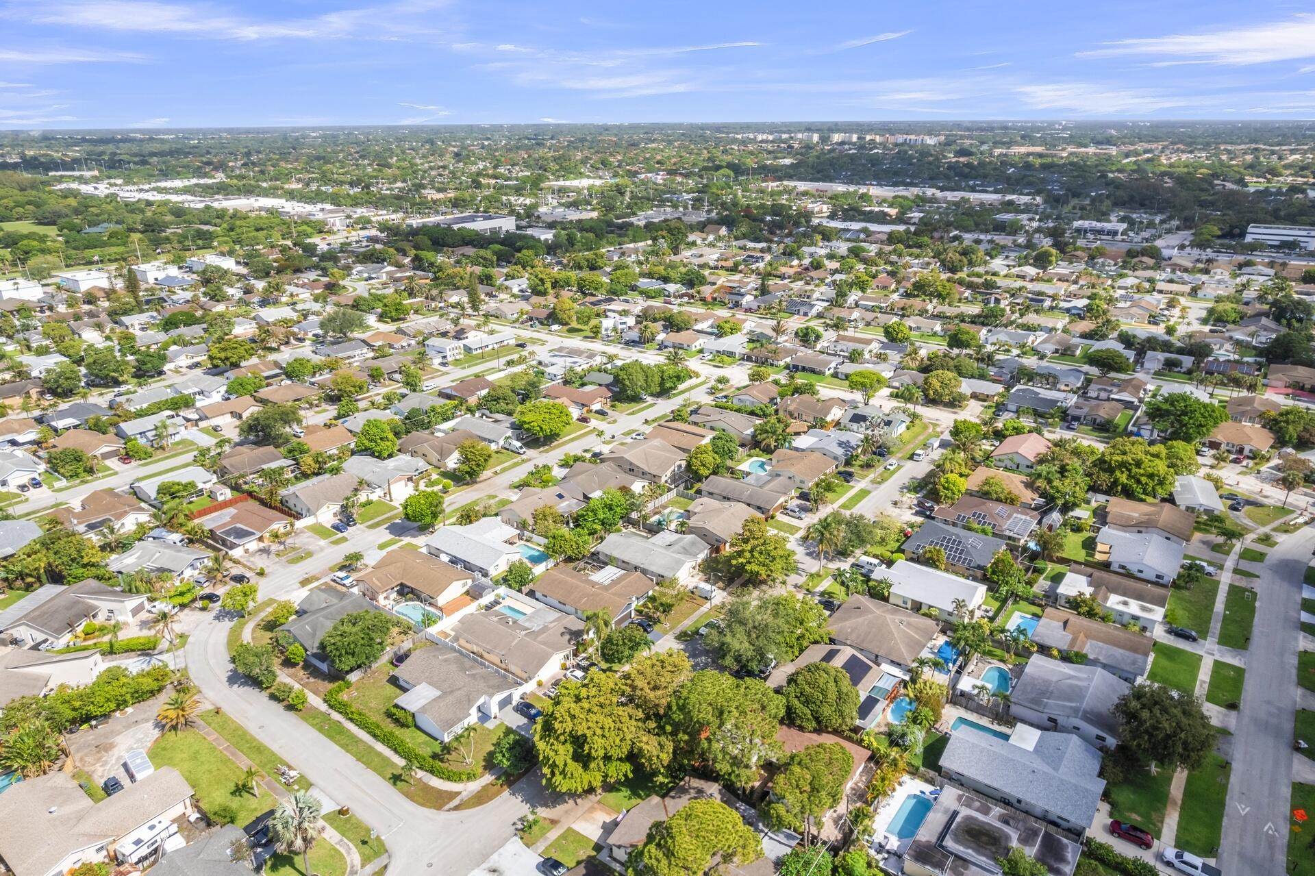 WEST DEERFIELD BEACH - Residential