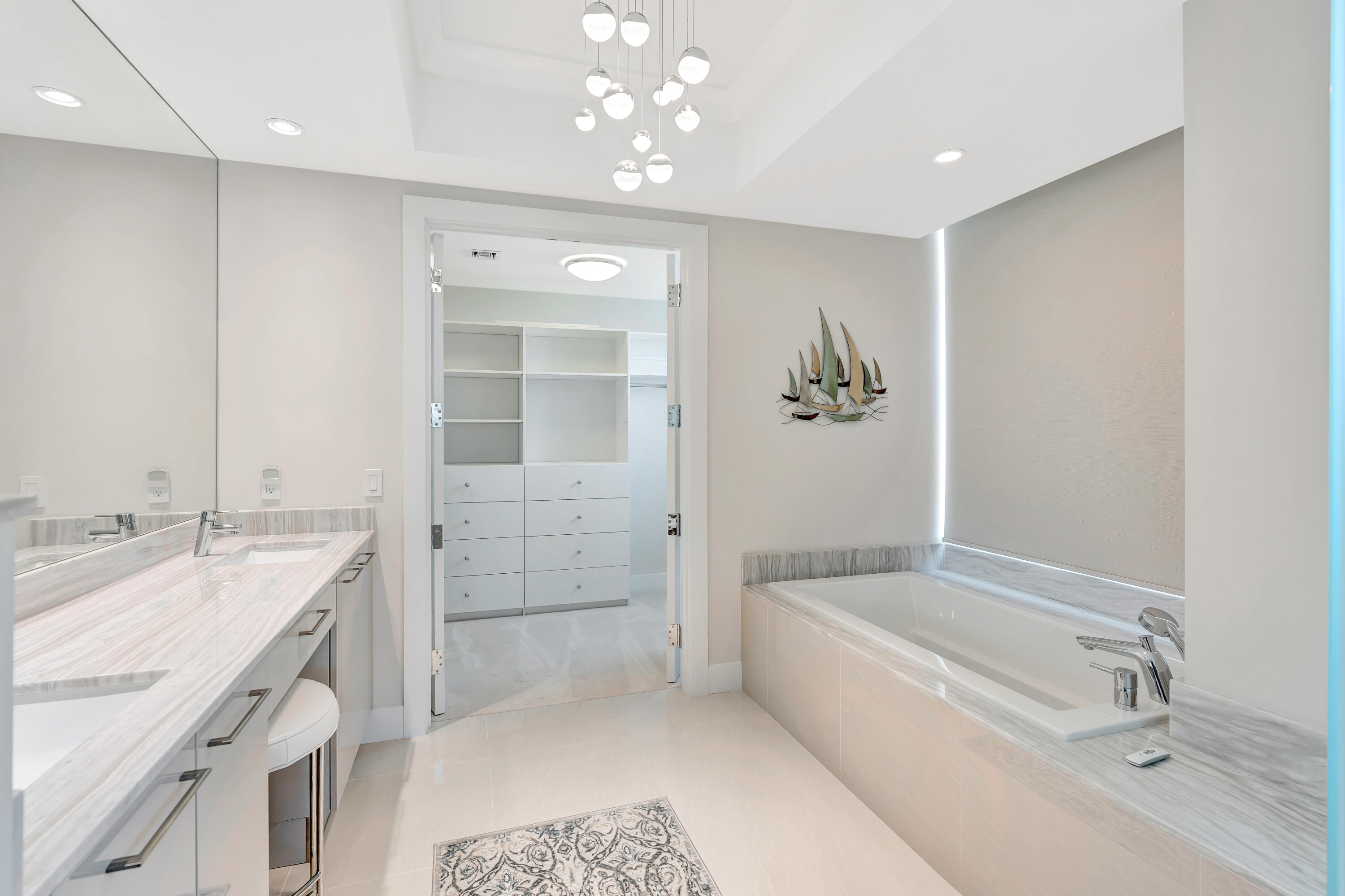 WATER CLUB - Residential