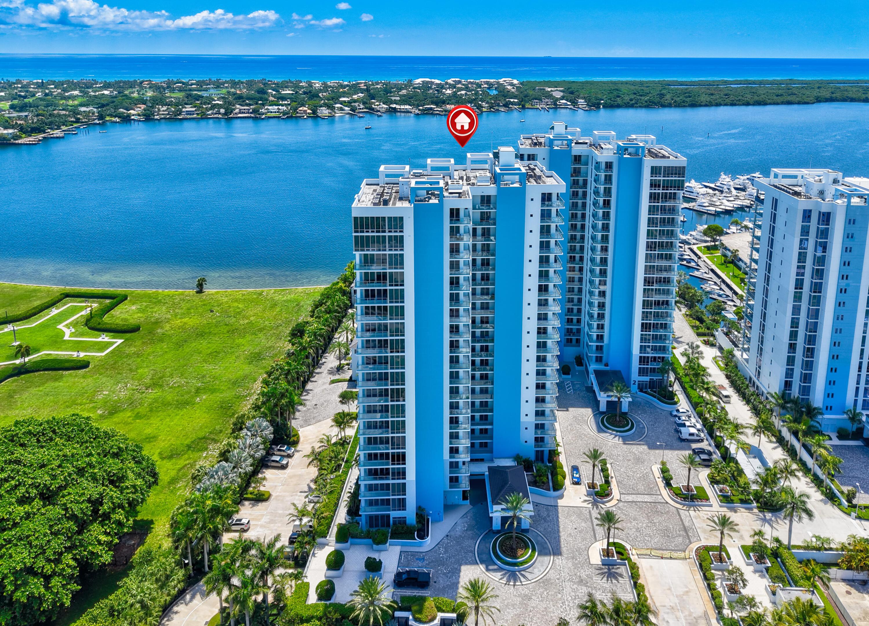 WATER CLUB - Residential