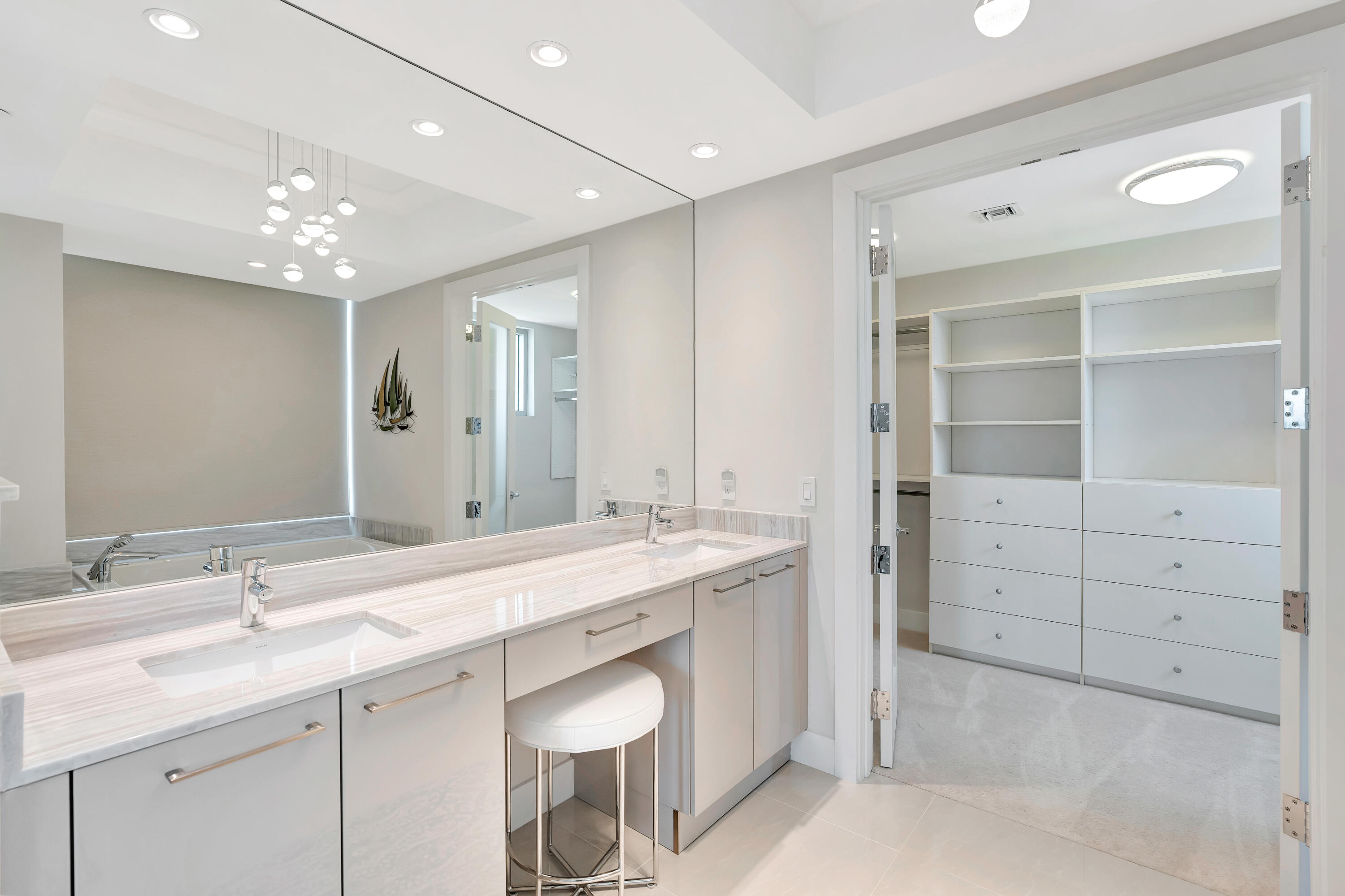 WATER CLUB - Residential