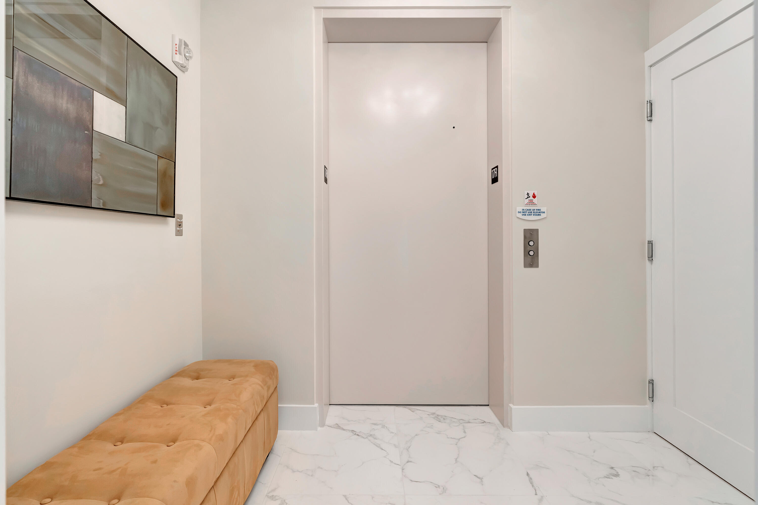 WATER CLUB - Residential