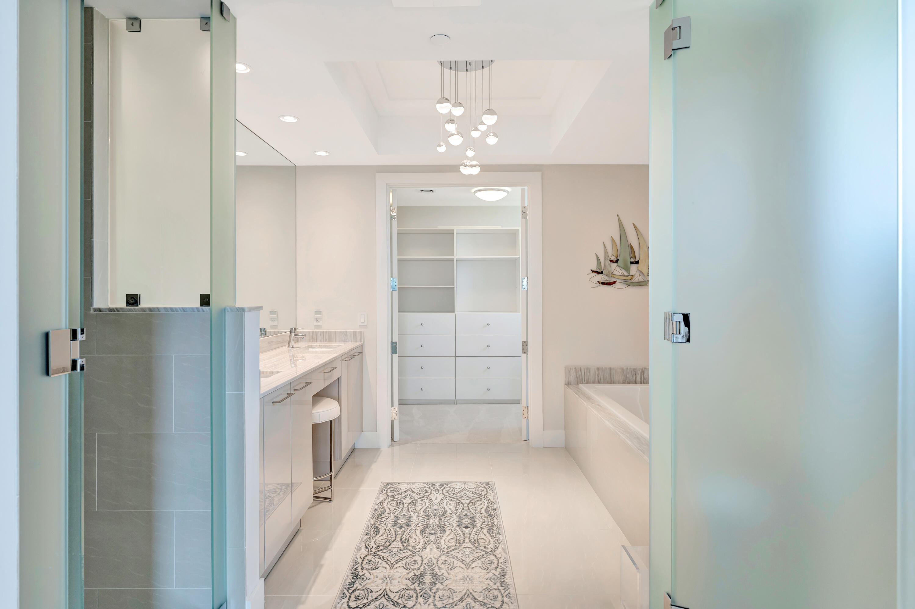 WATER CLUB - Residential
