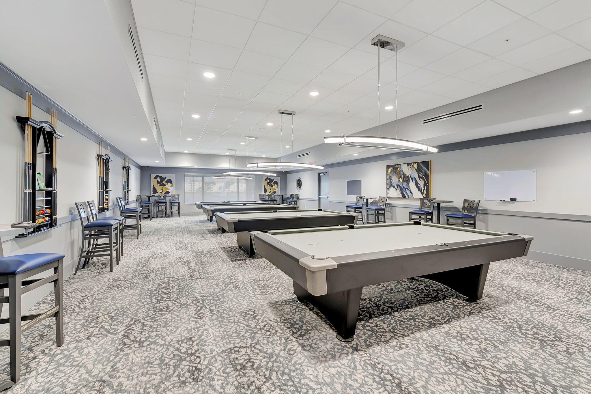 HUNTINGTON POINTE - Residential