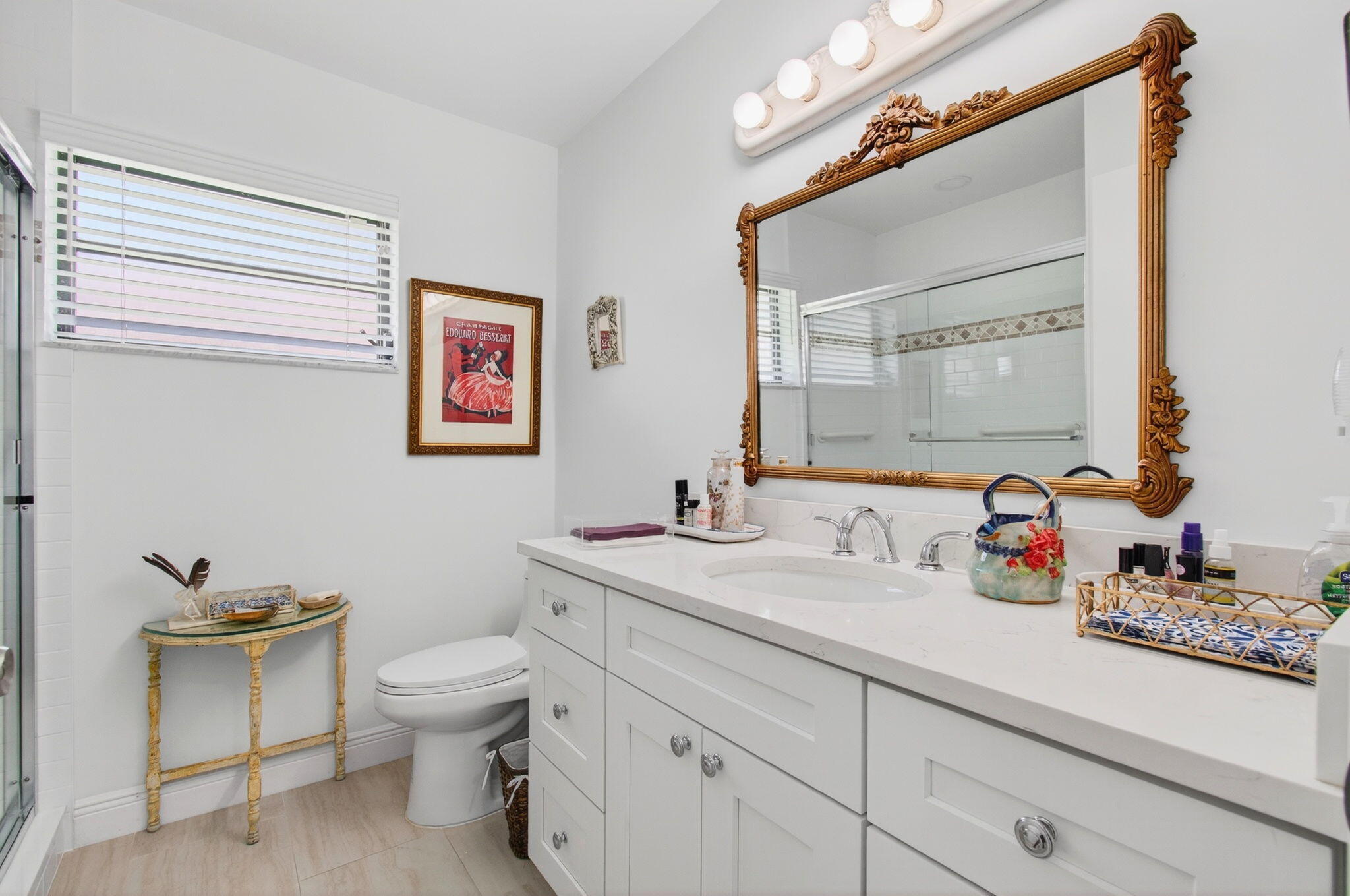 HUNTINGTON POINTE - Residential