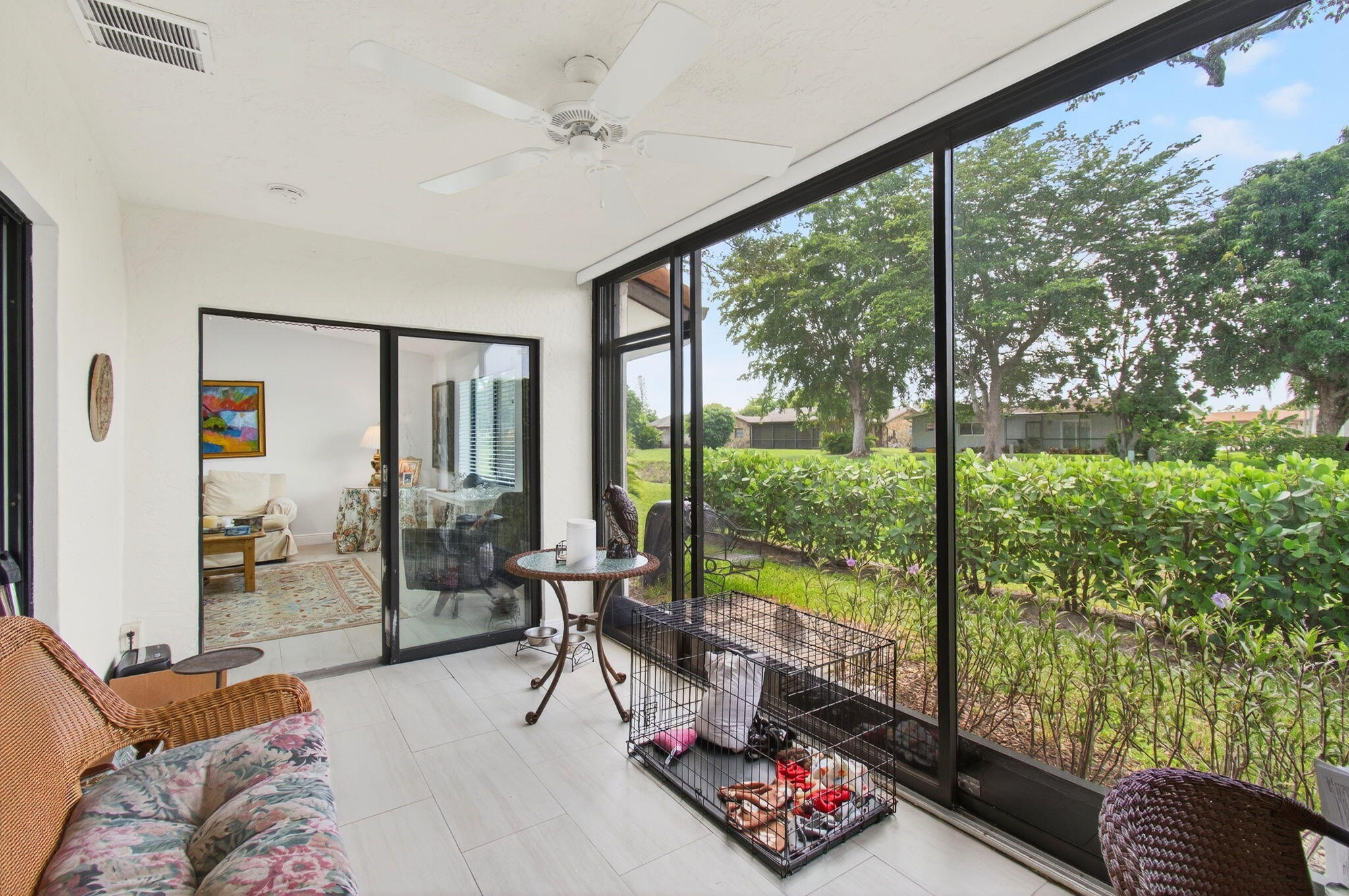 HUNTINGTON POINTE - Residential