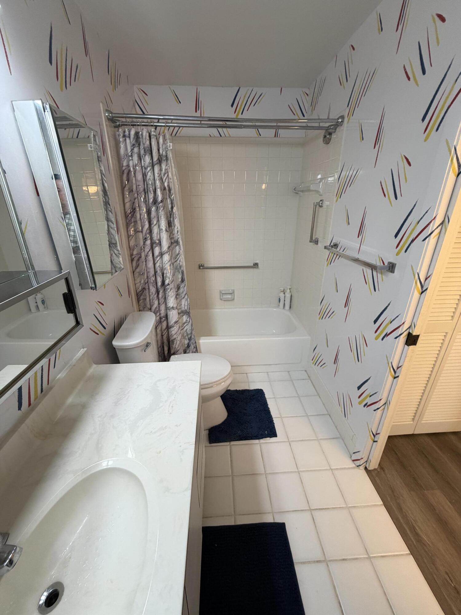 HIGH POINT OF DELRAY WEST CONDO SEC 3 - Residential