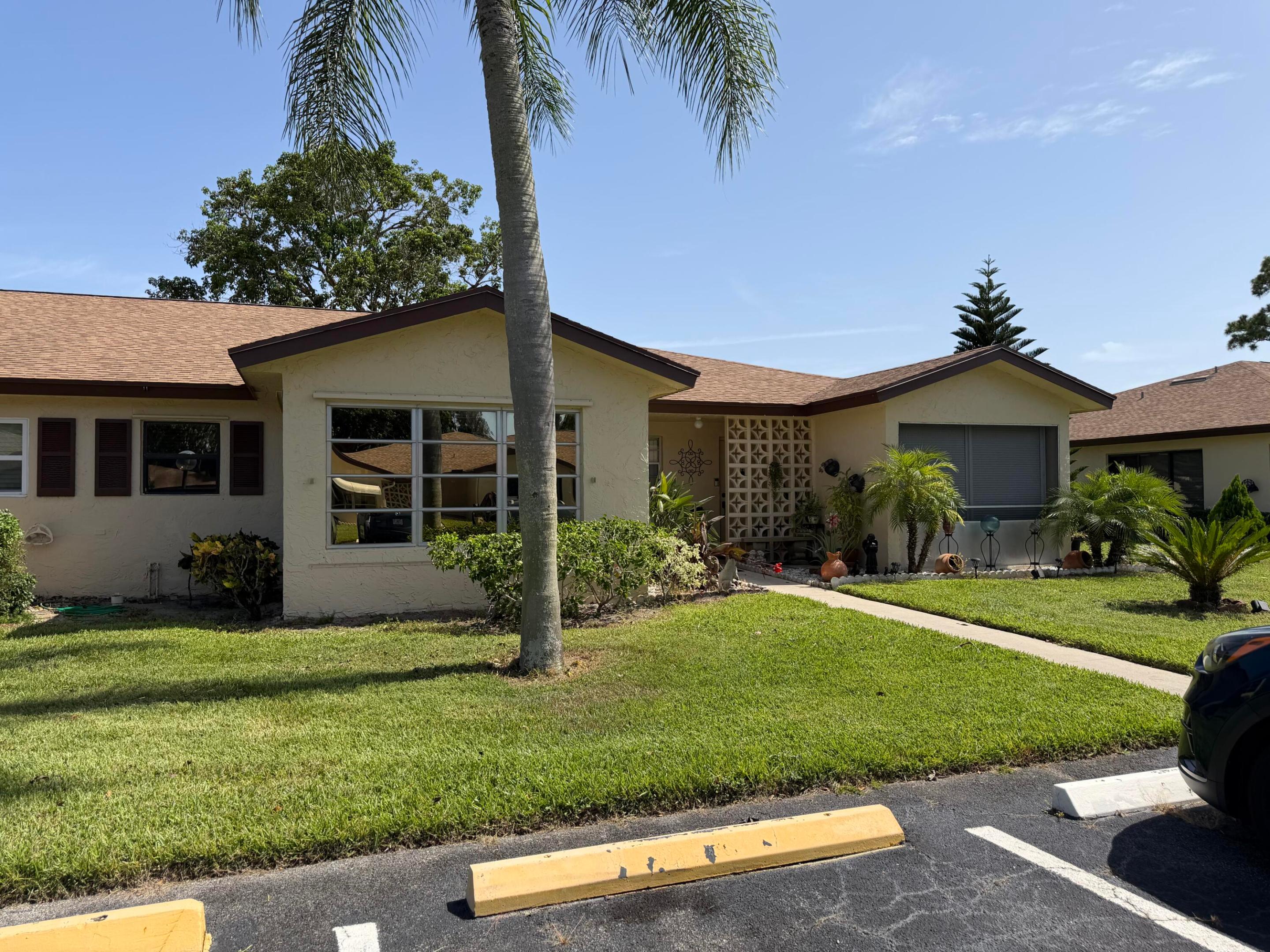 HIGH POINT OF DELRAY WEST CONDO SEC 3 - Residential
