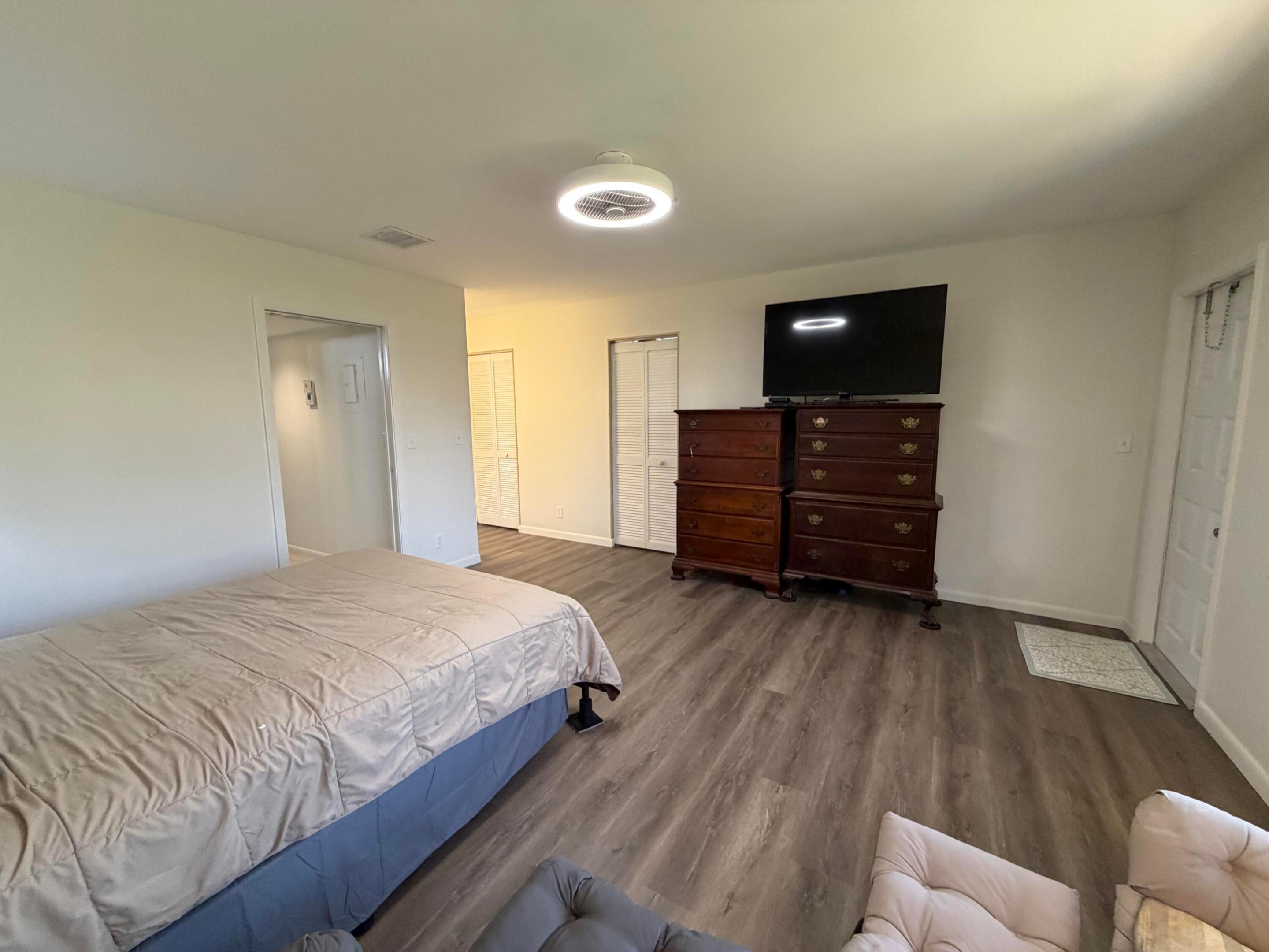 HIGH POINT OF DELRAY WEST CONDO SEC 3 - Residential