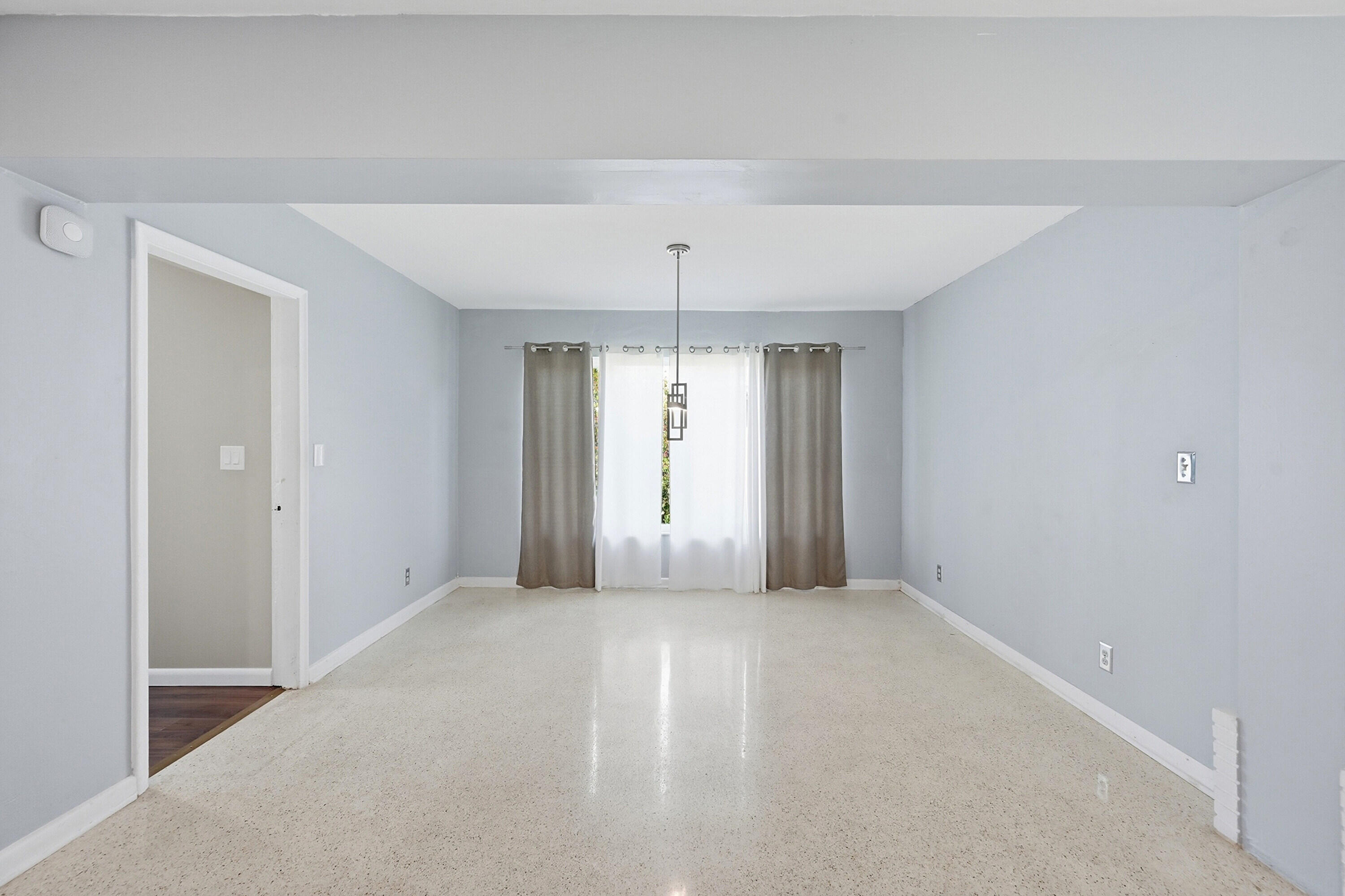 LYONS PARK FIRST ADD - Residential