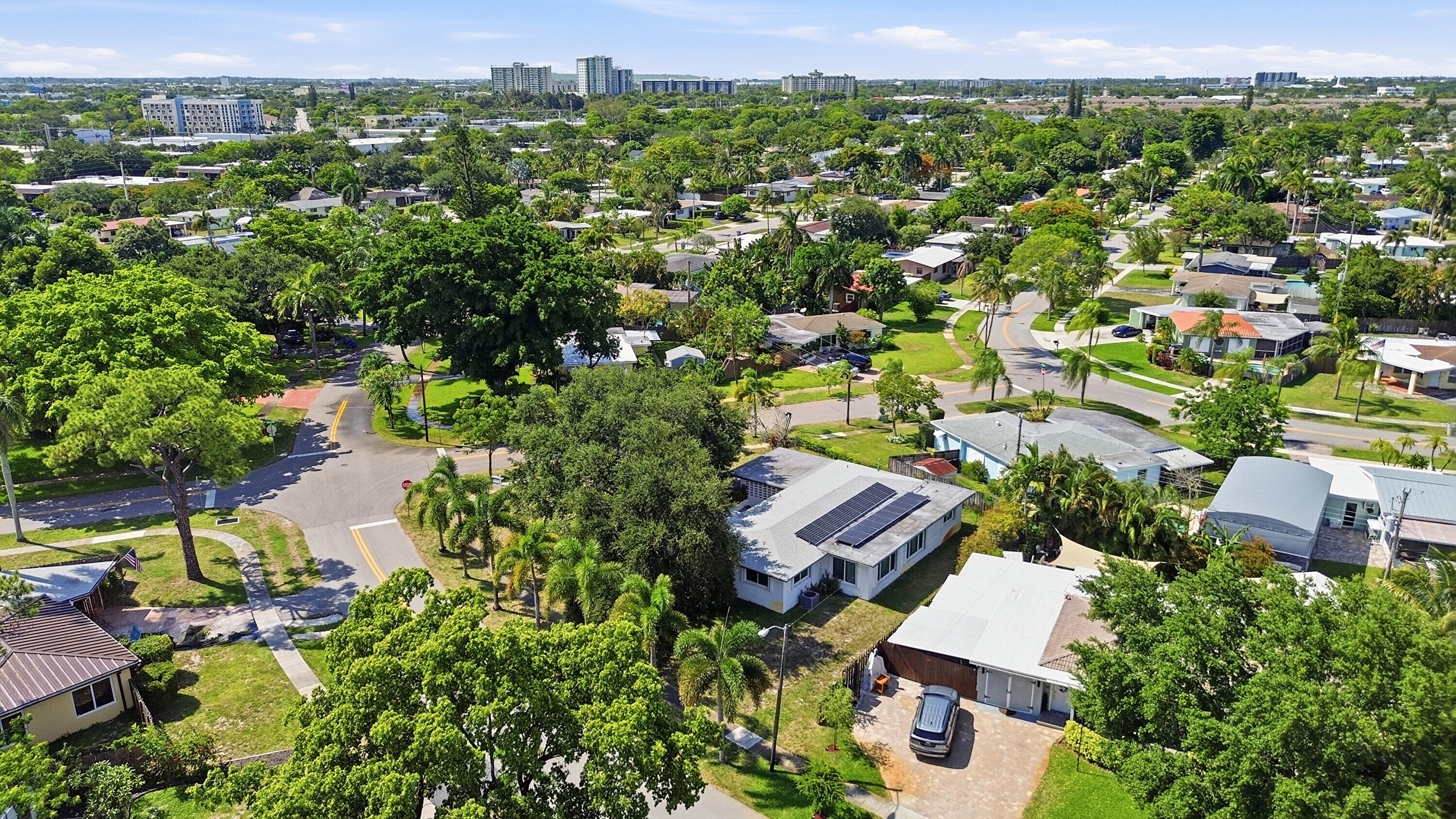 LYONS PARK FIRST ADD - Residential