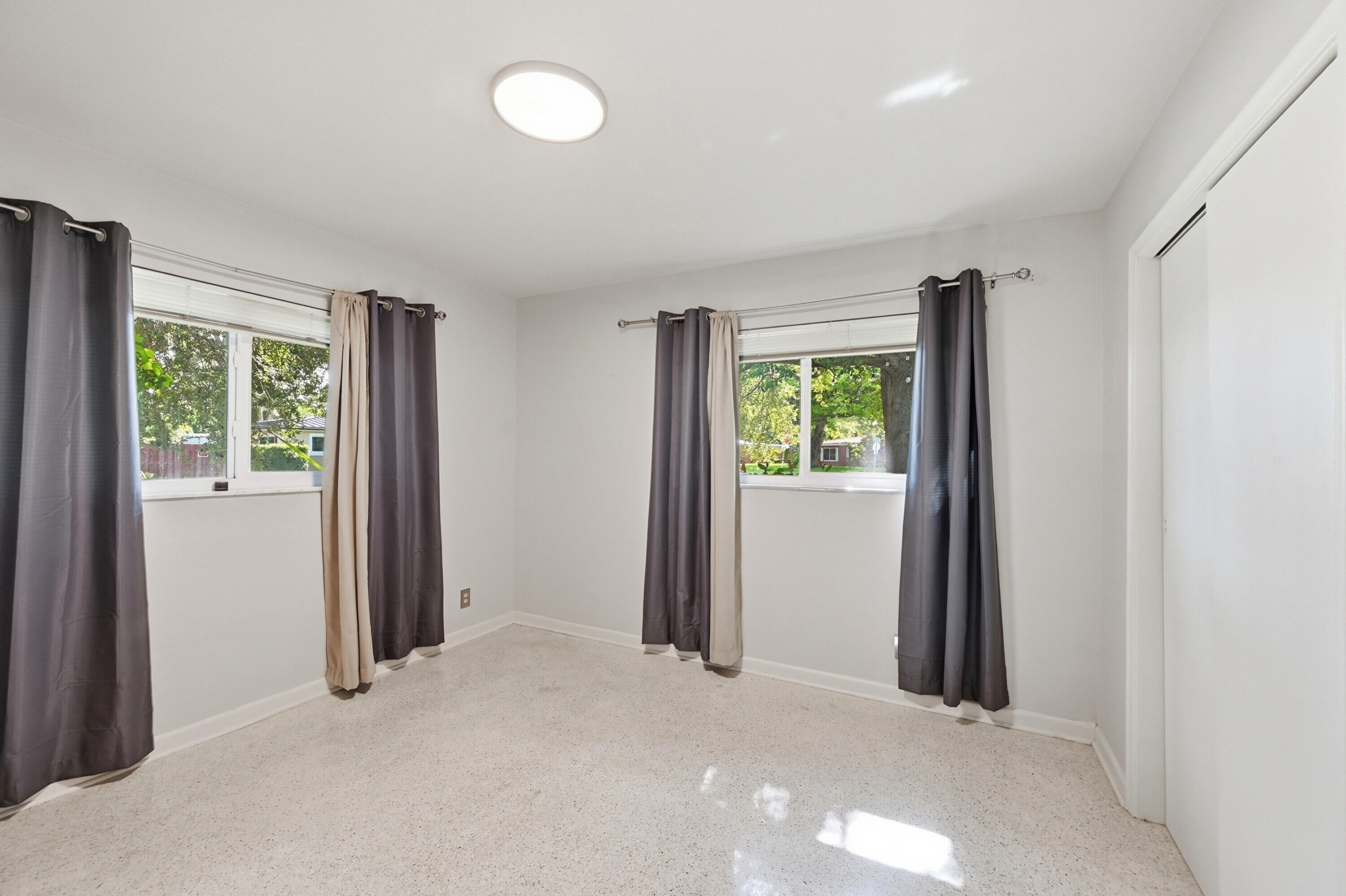 LYONS PARK FIRST ADD - Residential